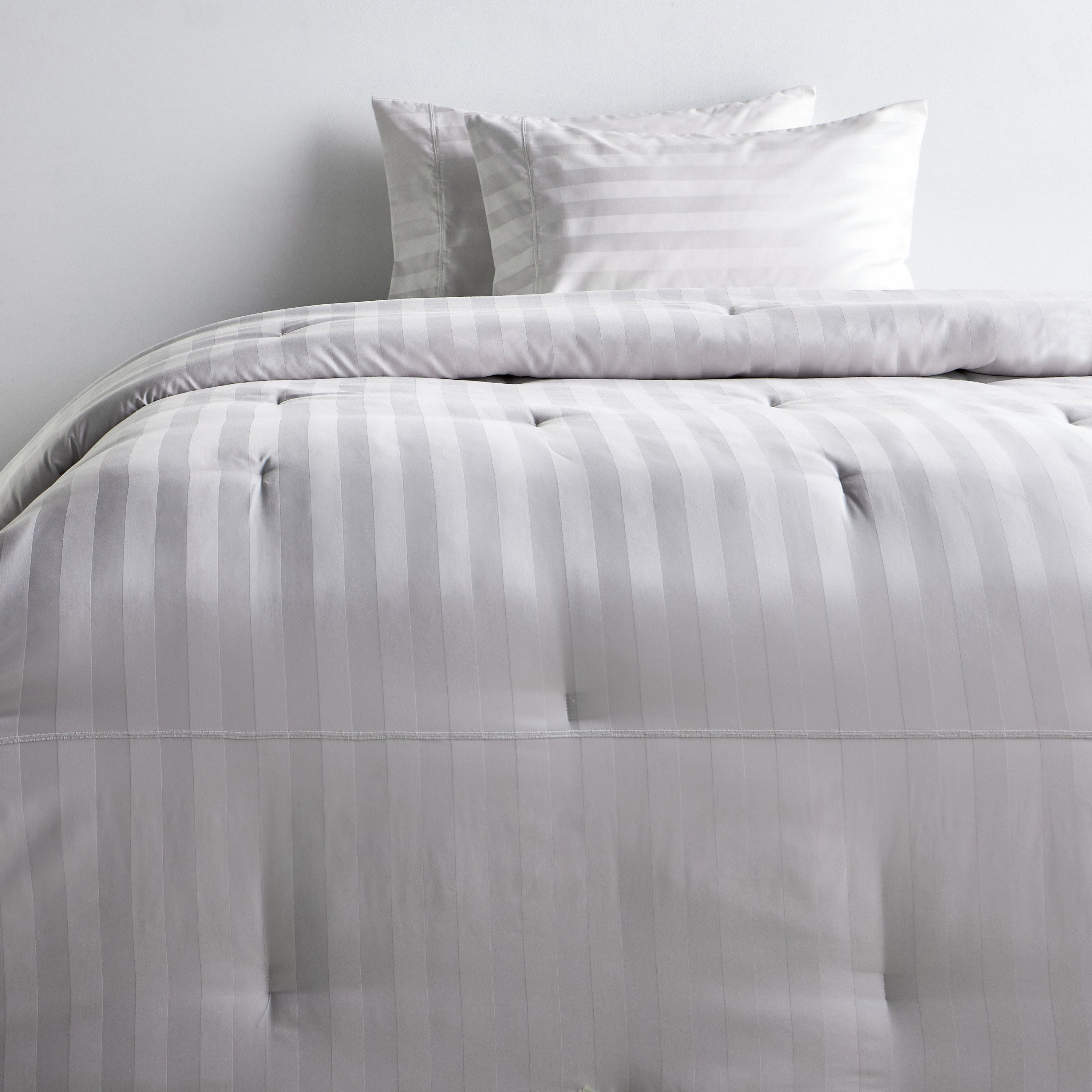 Satin Stripe Pima Cotton Sateen 525 Thread Count 3-Piece Super King Comforter Set - 250x260 cm-household-bedding-comfortersandbedspreads-comforters-image-2