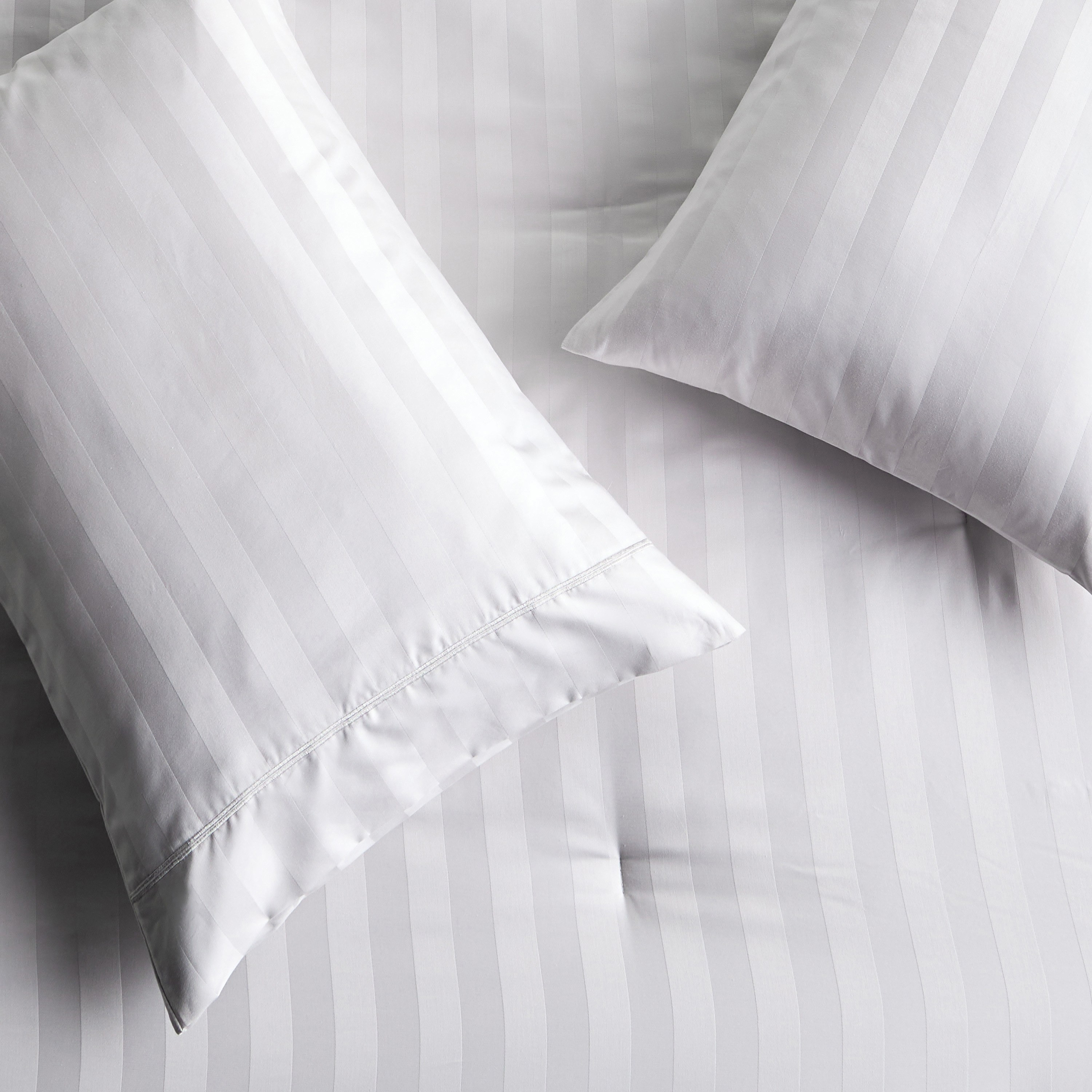 Satin Stripe Pima Cotton Sateen 525 Thread Count 3-Piece Super King Comforter Set - 250x260 cm-household-bedding-comfortersandbedspreads-comforters-image-4