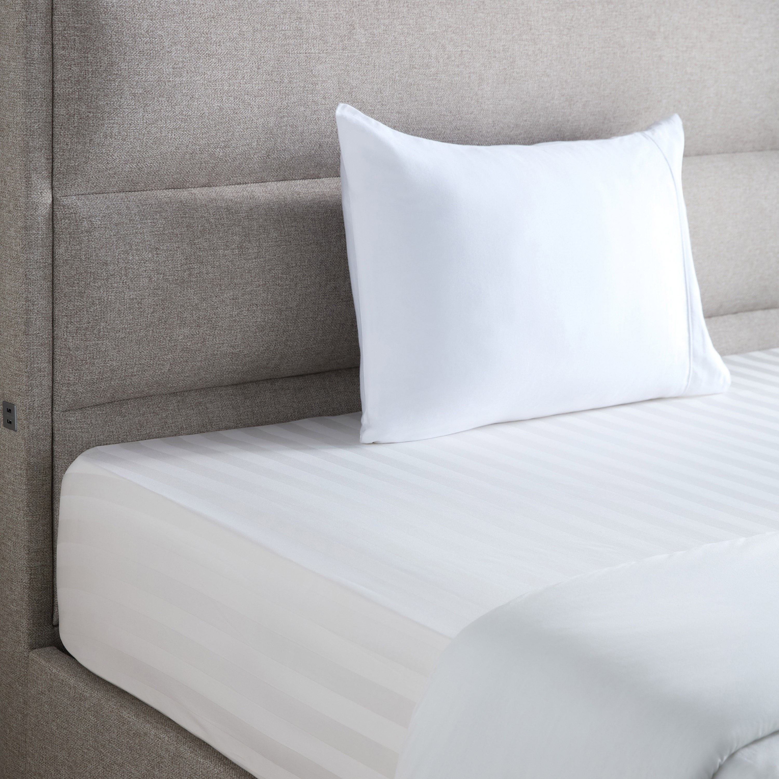 Satin Stripe Pima Cotton Sateen 525 Thread Count Super King Fitted Sheet - 200x205 cm-household-bedding-sheetsandpillowcases-fittedsheets-image-3