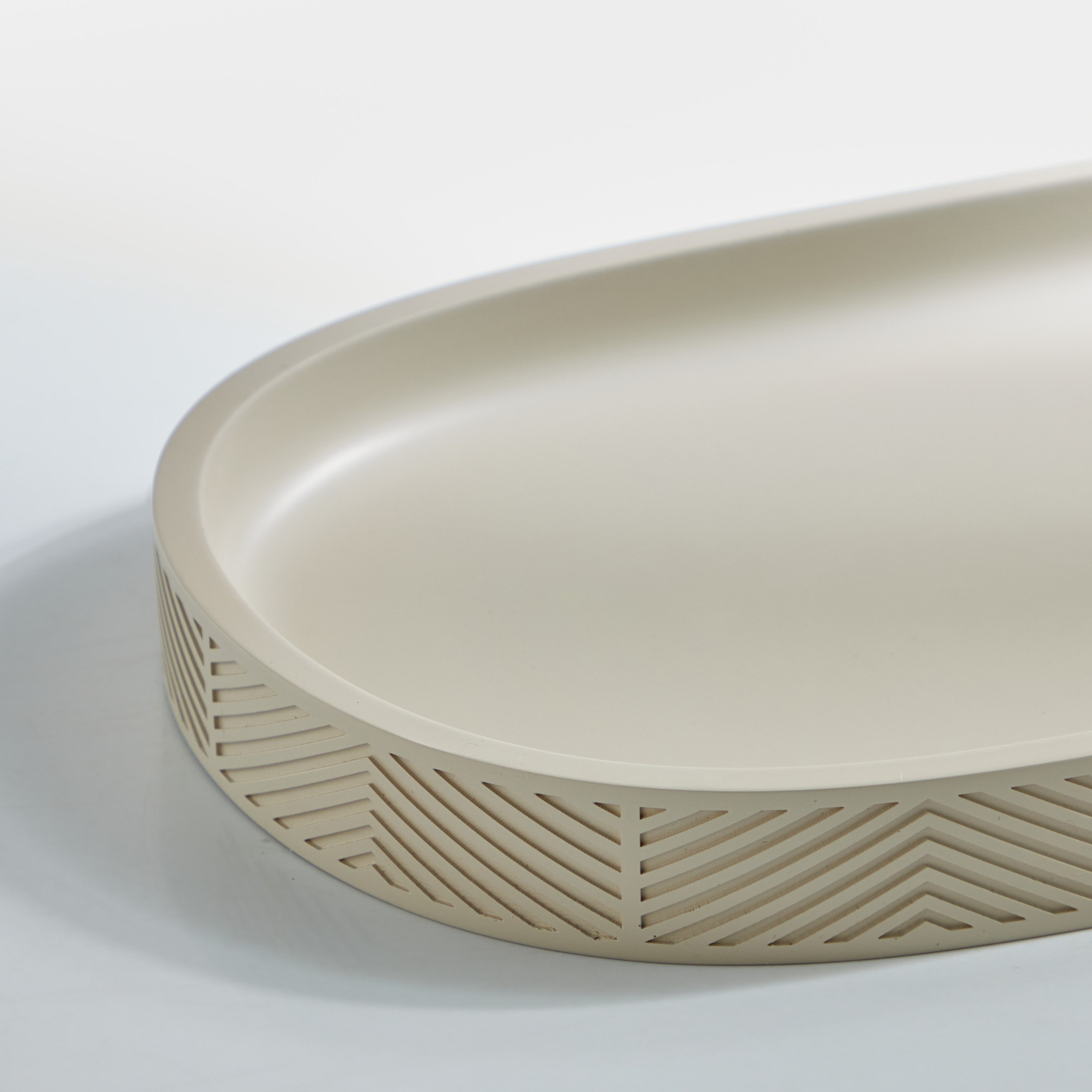 Salvador Towel Tray-household-bathandlaundry-bathaccessories-toweltraysandplatforms-image-2