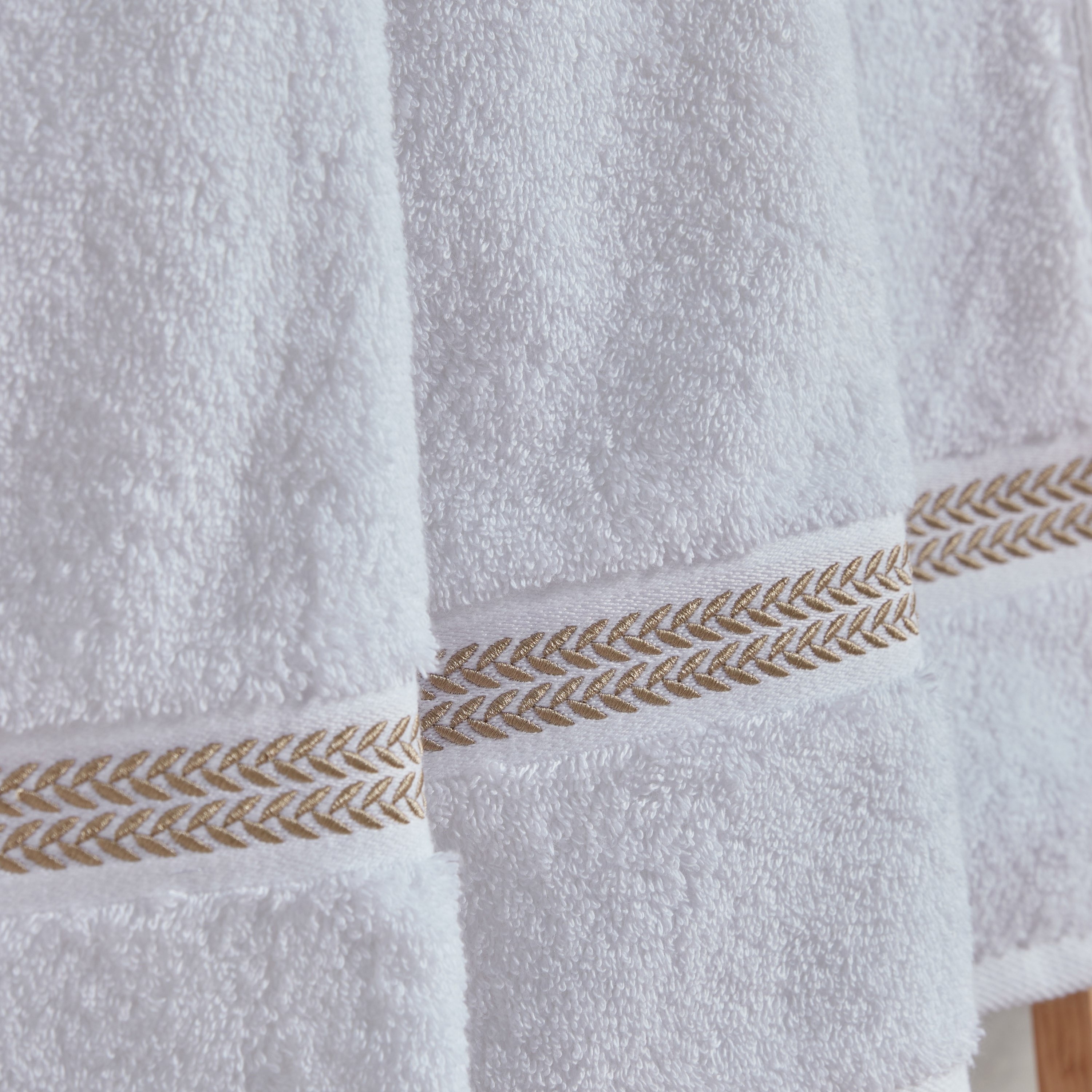 Tendril Bath Sheet - 90x150 cm-household-bathandlaundry-bathlinen-towels-image-2