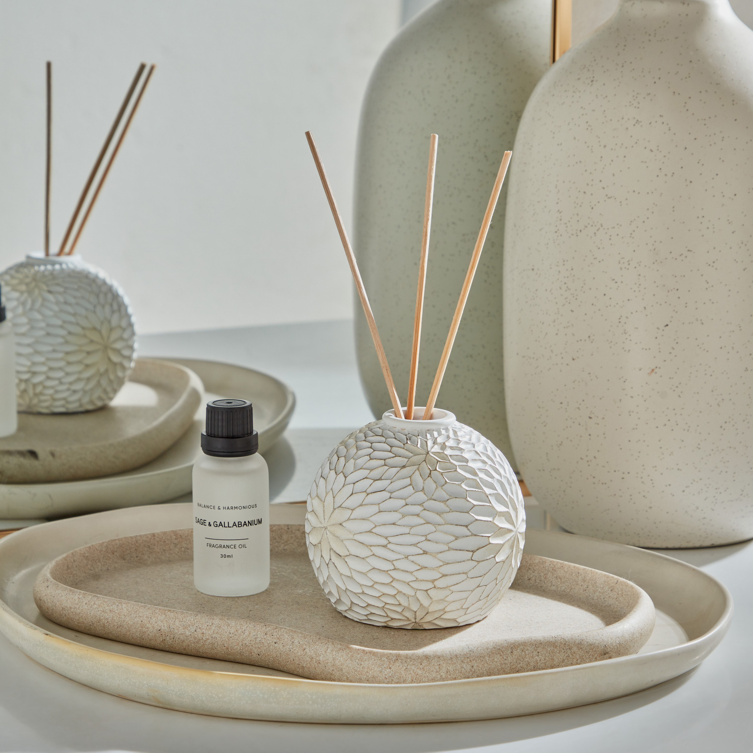 Sierra Diffuser Bottle-household-homefragrance-reeddiffusers-image-4