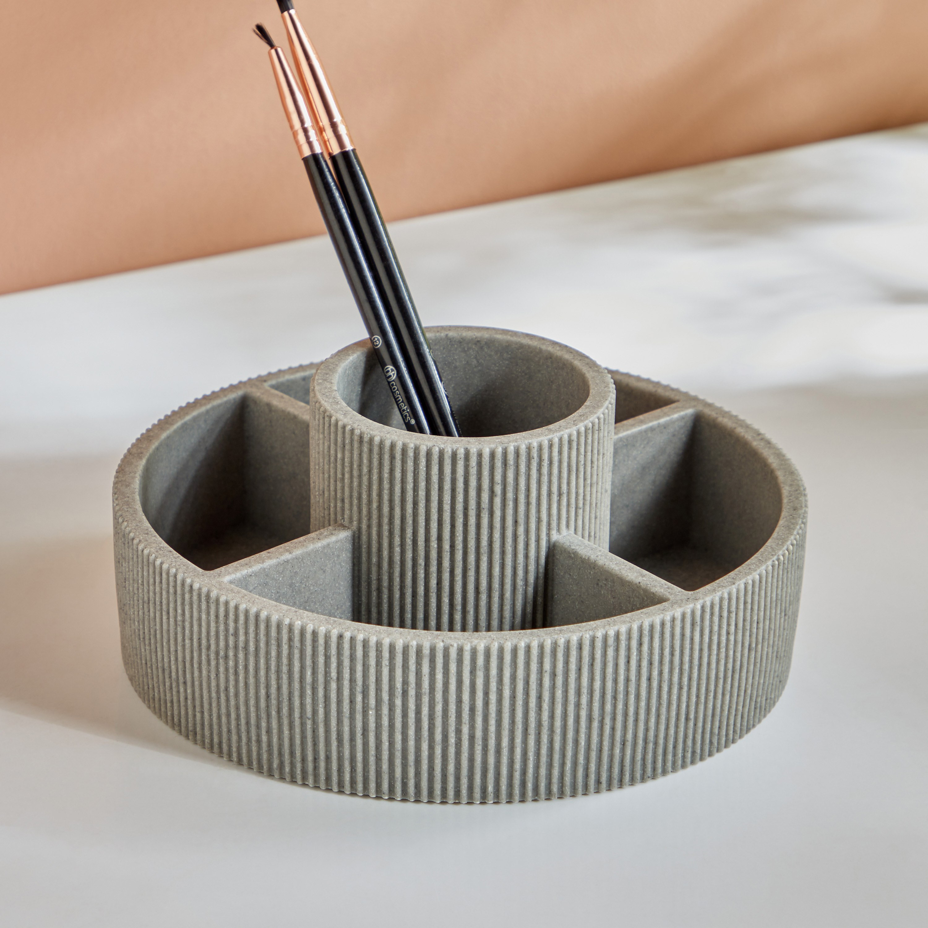 Urban Cosmetics Organiser-household-storage-cosmeticorganizing-makeuporganizersandsets-image-1