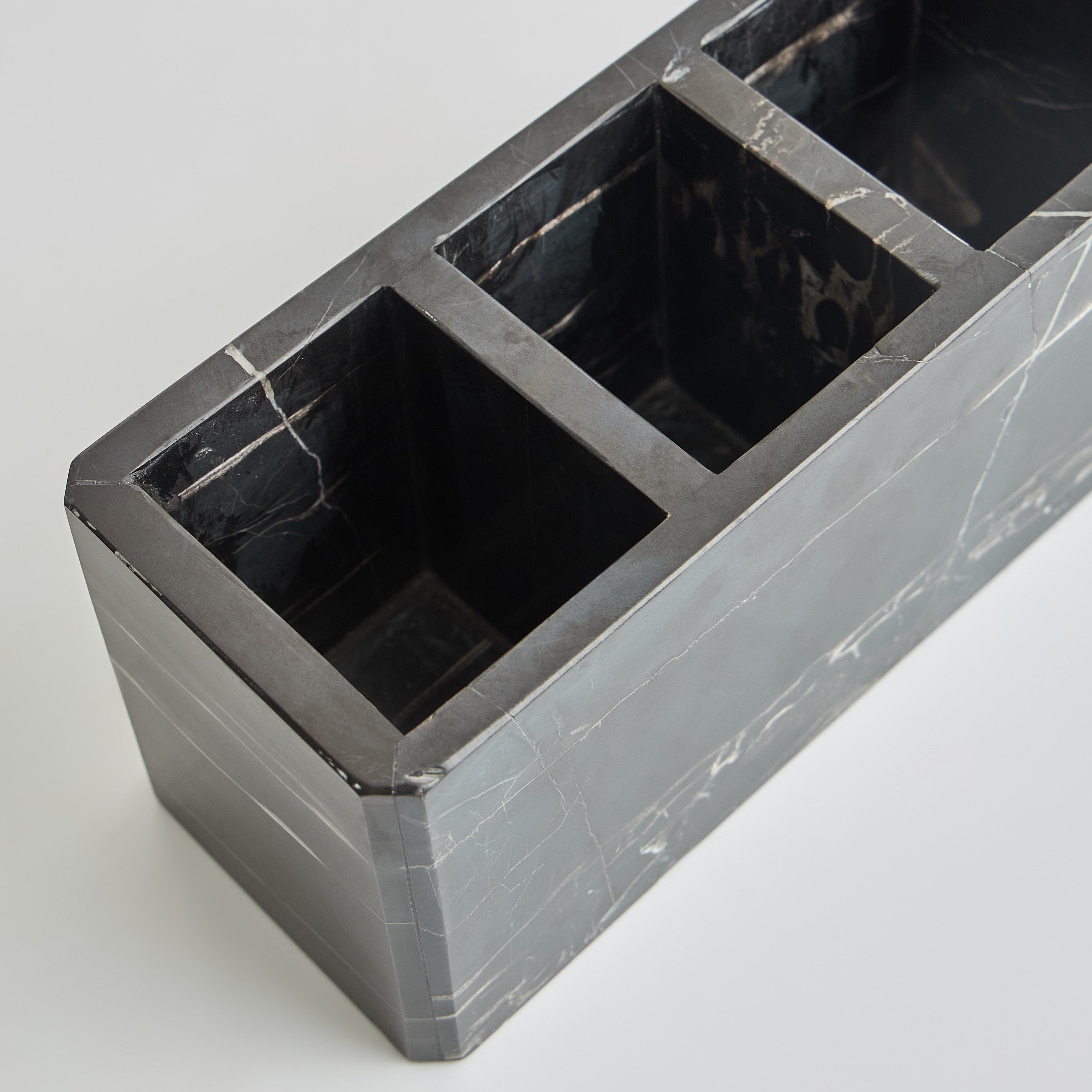 Silver Dragon 3-Partition Vanity Organiser-household-bathandlaundry-bathaccessories-toothbrushholdersandtumblers-image-2