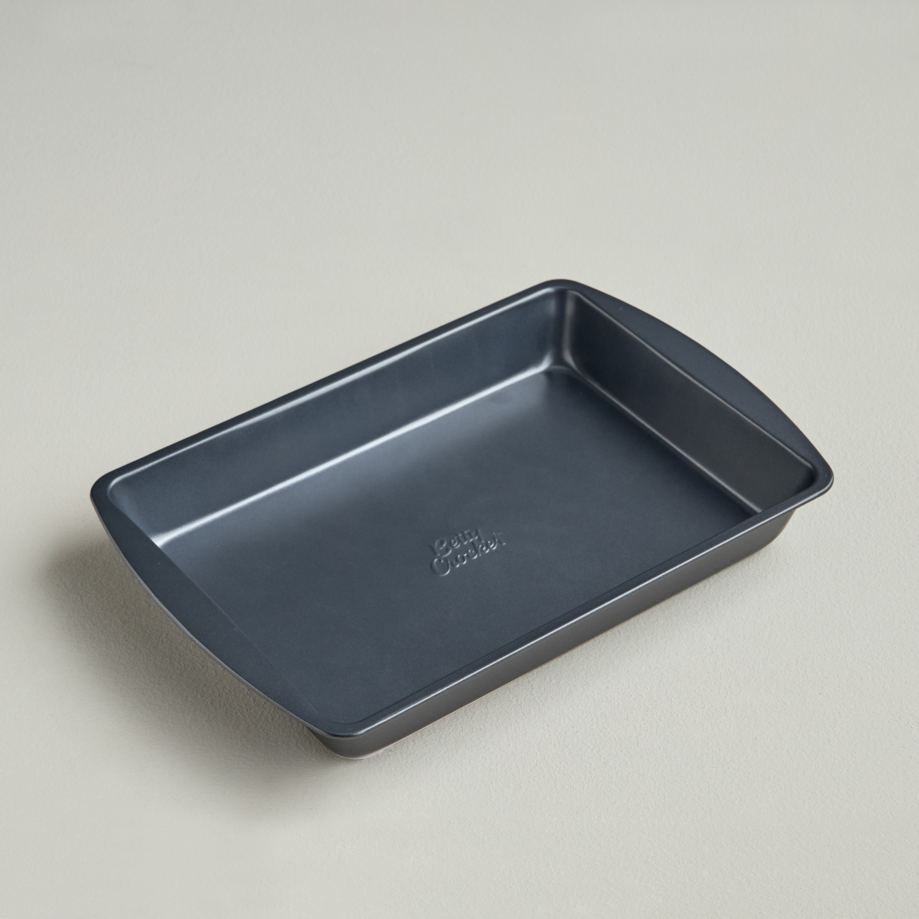 Betty Crocker Carbon Steel Roaster Pan - 24 cm-household-kitchen-bakeware-bakingpansandmoulds-image-1