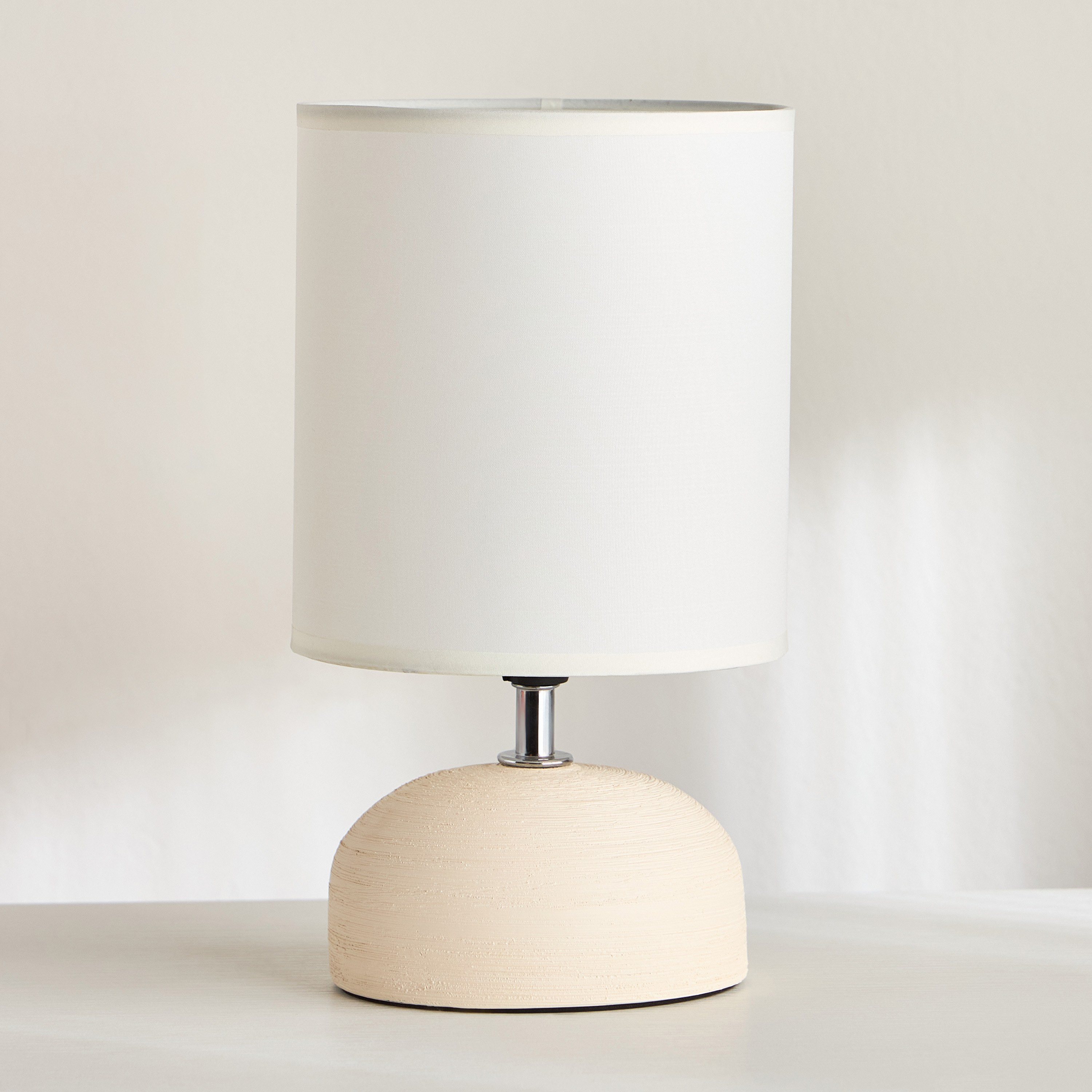 مصباح طاولة سيراميك - ليوكو - 26 سم-household-lighting-tableanddesklamps-image-1