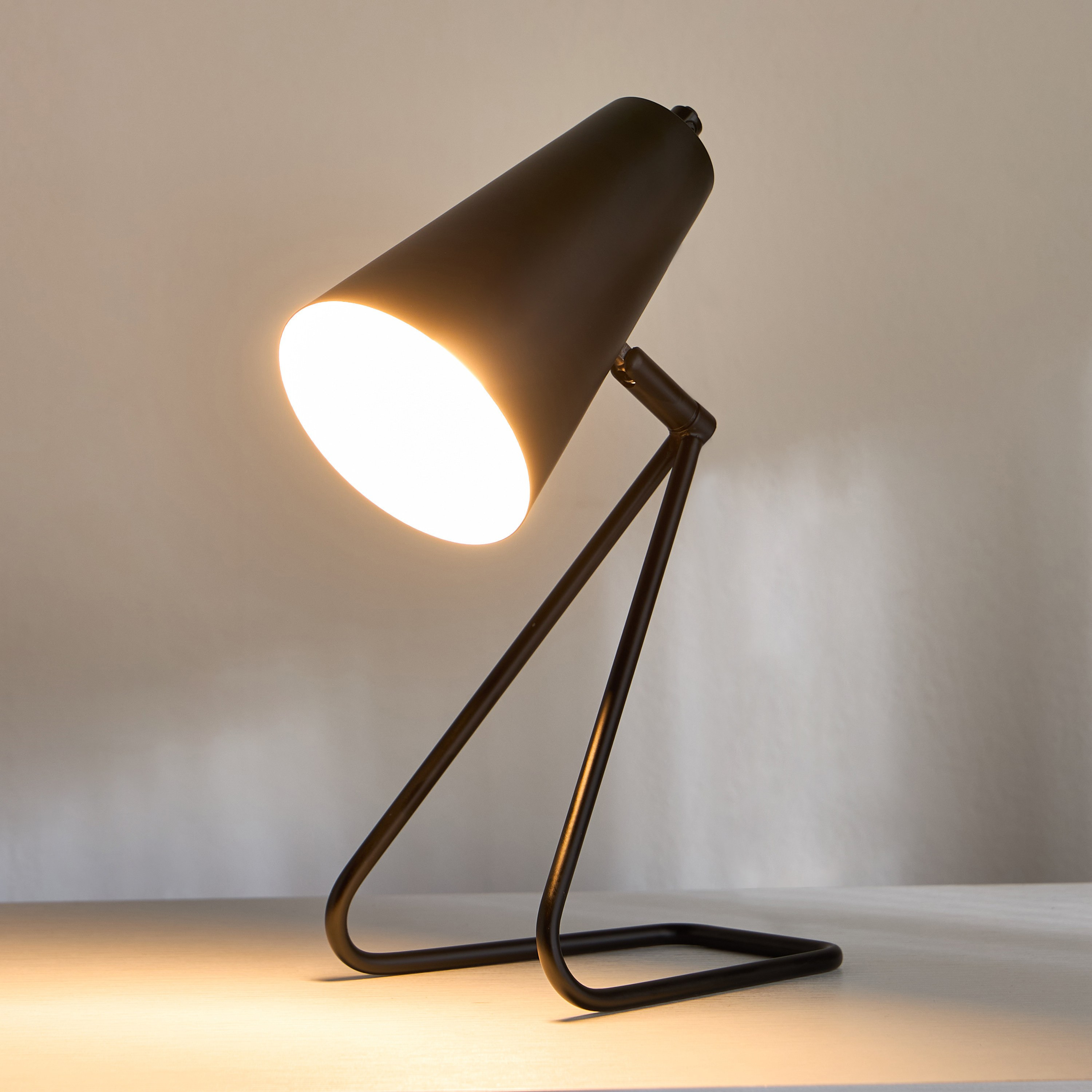 Lavia Metal Table Lamp - 30 cm-household-lighting-tableanddesklamps-image-2