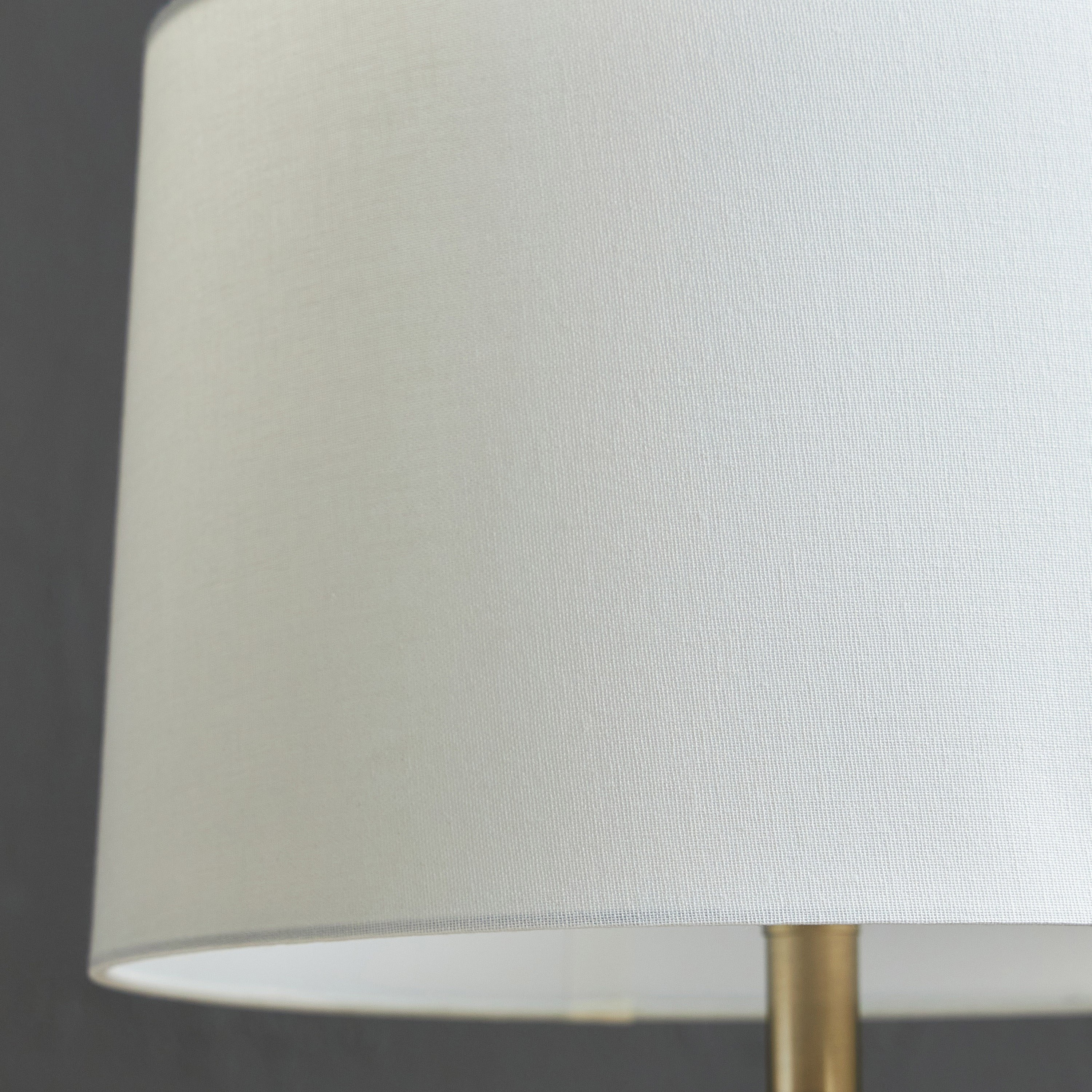 Piro Glass Table Lamp - 56 cm-household-lighting-tableanddesklamps-image-3