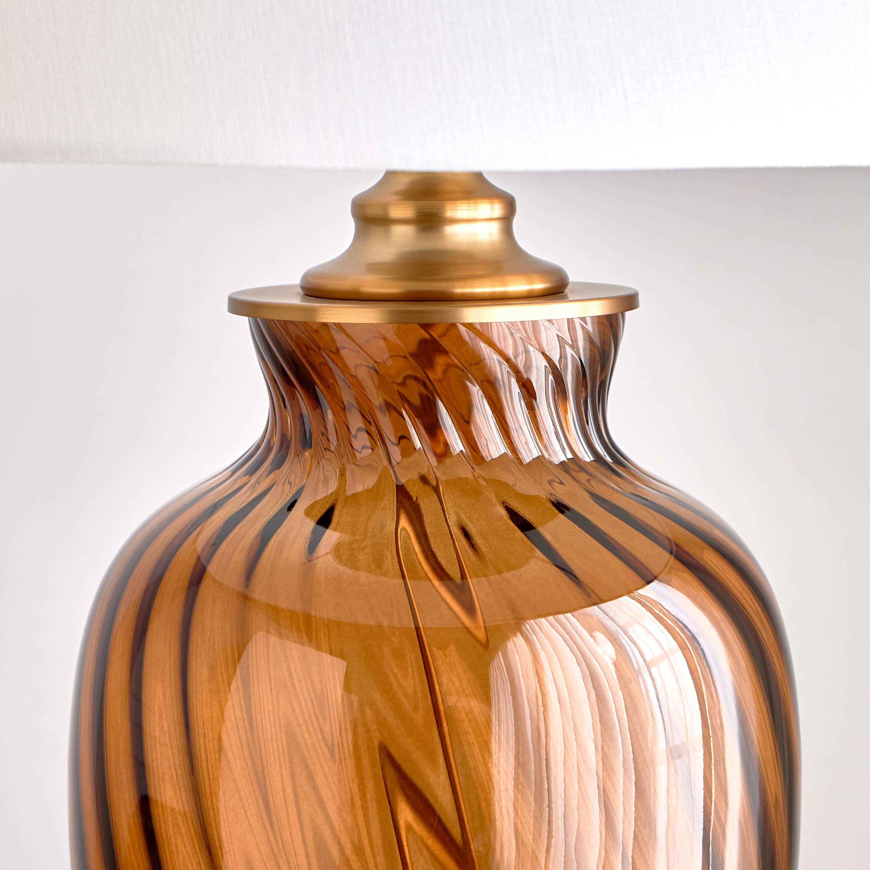 Anthony Glass Table Lamp - 69 cm-household-lighting-tableanddesklamps-image-3