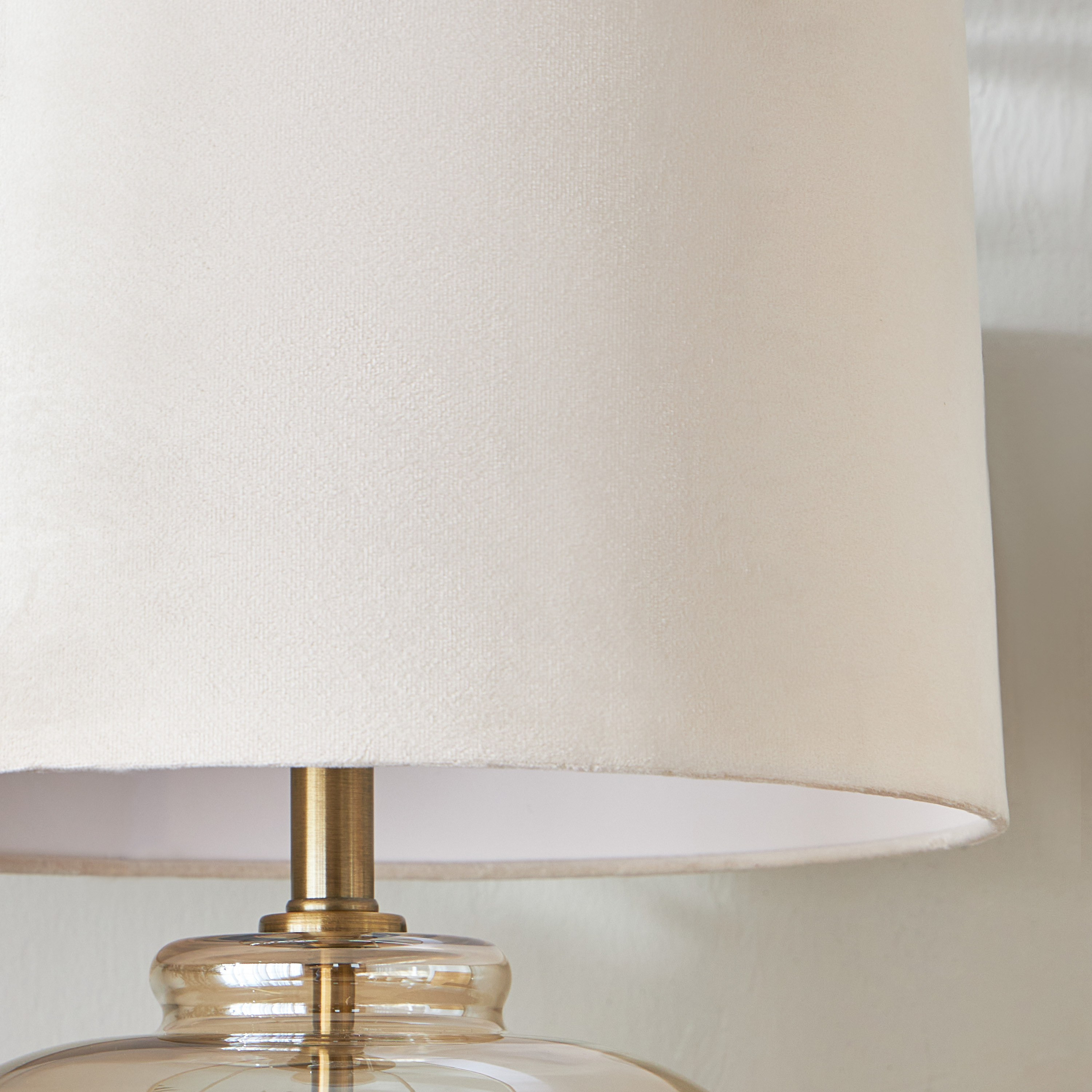 مصباح طاولة زجاج - إلفريد - 65 سم-household-lighting-tableanddesklamps-image-3