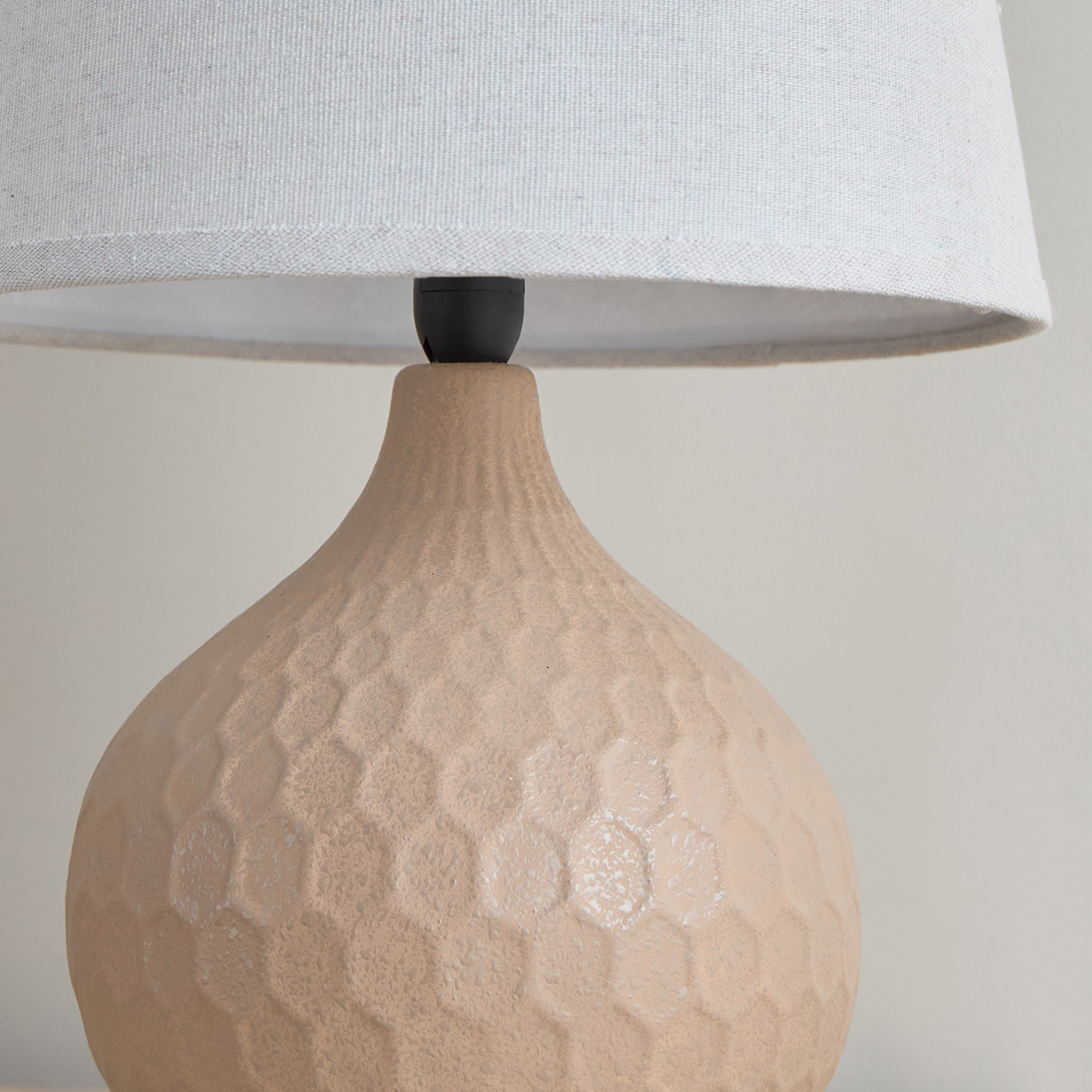 Corey Ceramic Table Lamp - 40 cm-household-lighting-tableanddesklamps-image-3