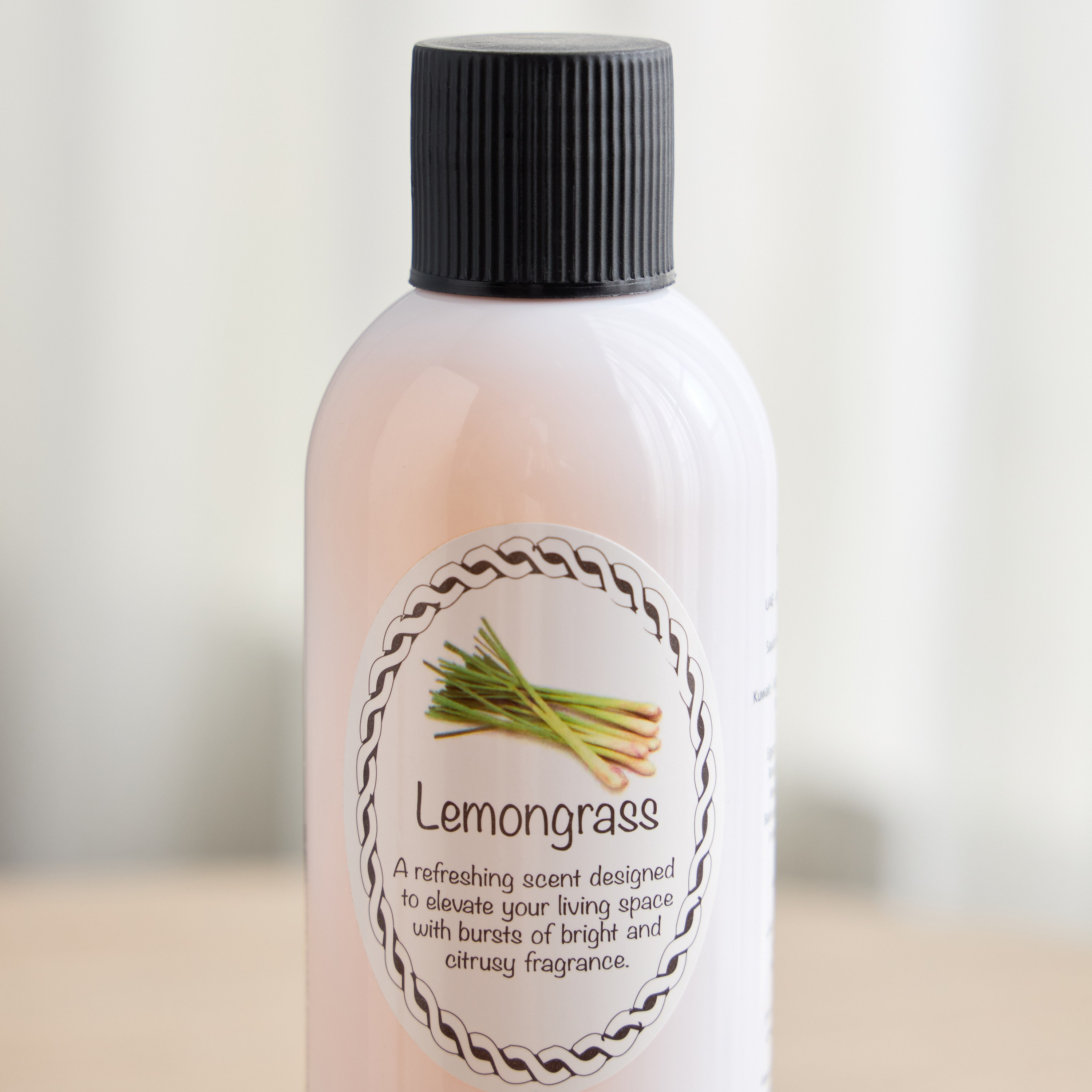 Essentials Lemongrass Essence Oil - 250 ml-household-homefragrance-fragranceoilsandessence-image-2