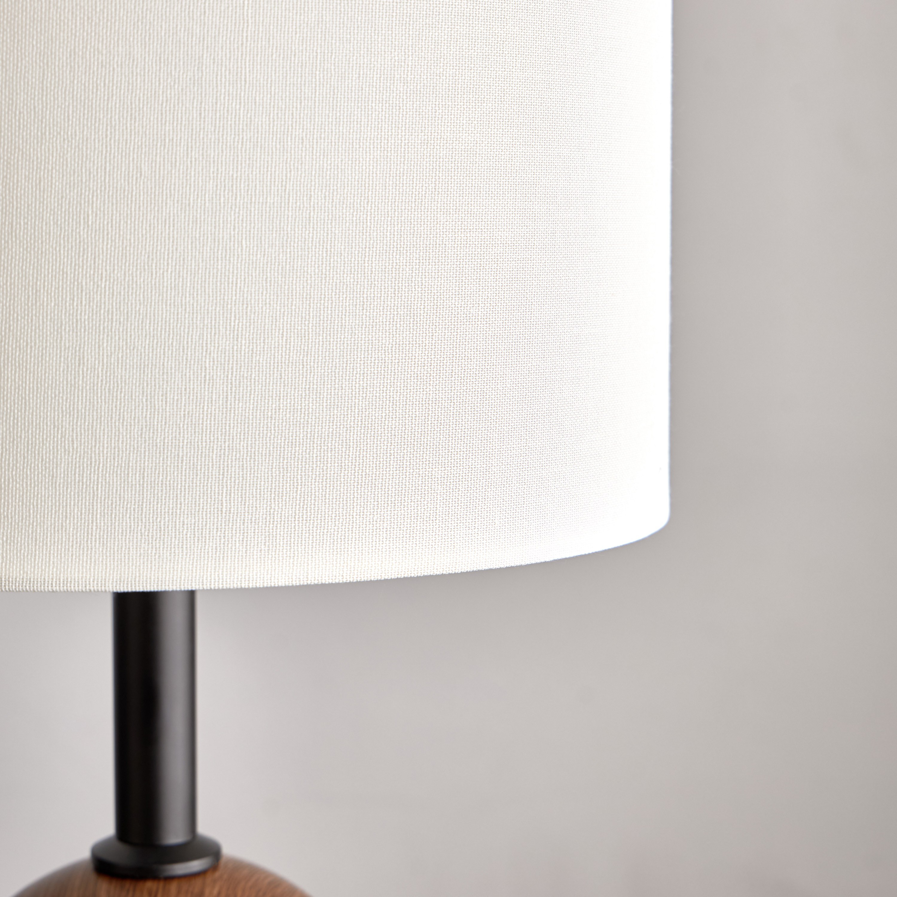 Saire Metal Table Lamp - 60 cm-household-lighting-tableanddesklamps-image-4