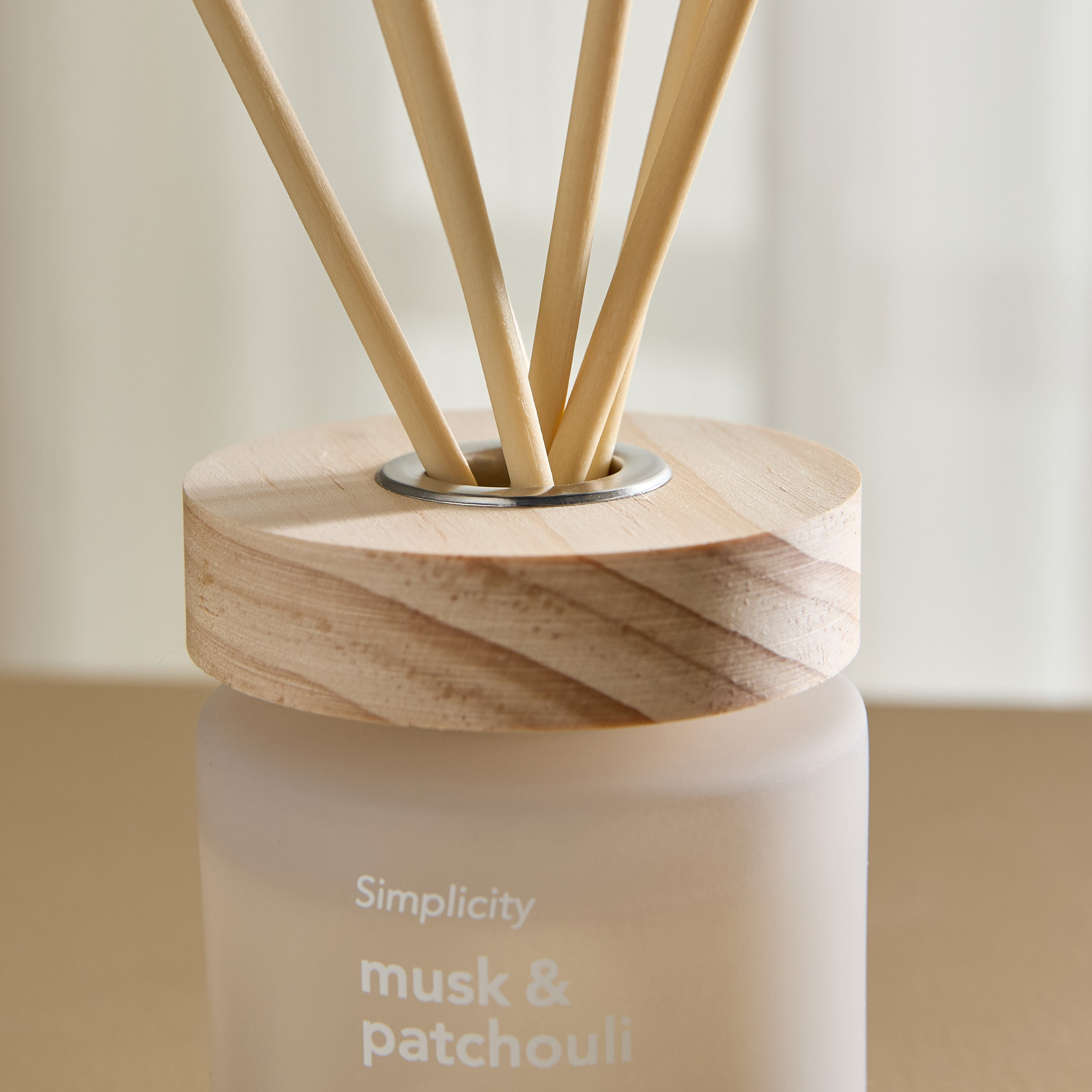 موزع عطور بالأعواد برائحة المسك والباتشولي من سمبليسيتي - 100 مل-household-homefragrance-reeddiffusers-image-2
