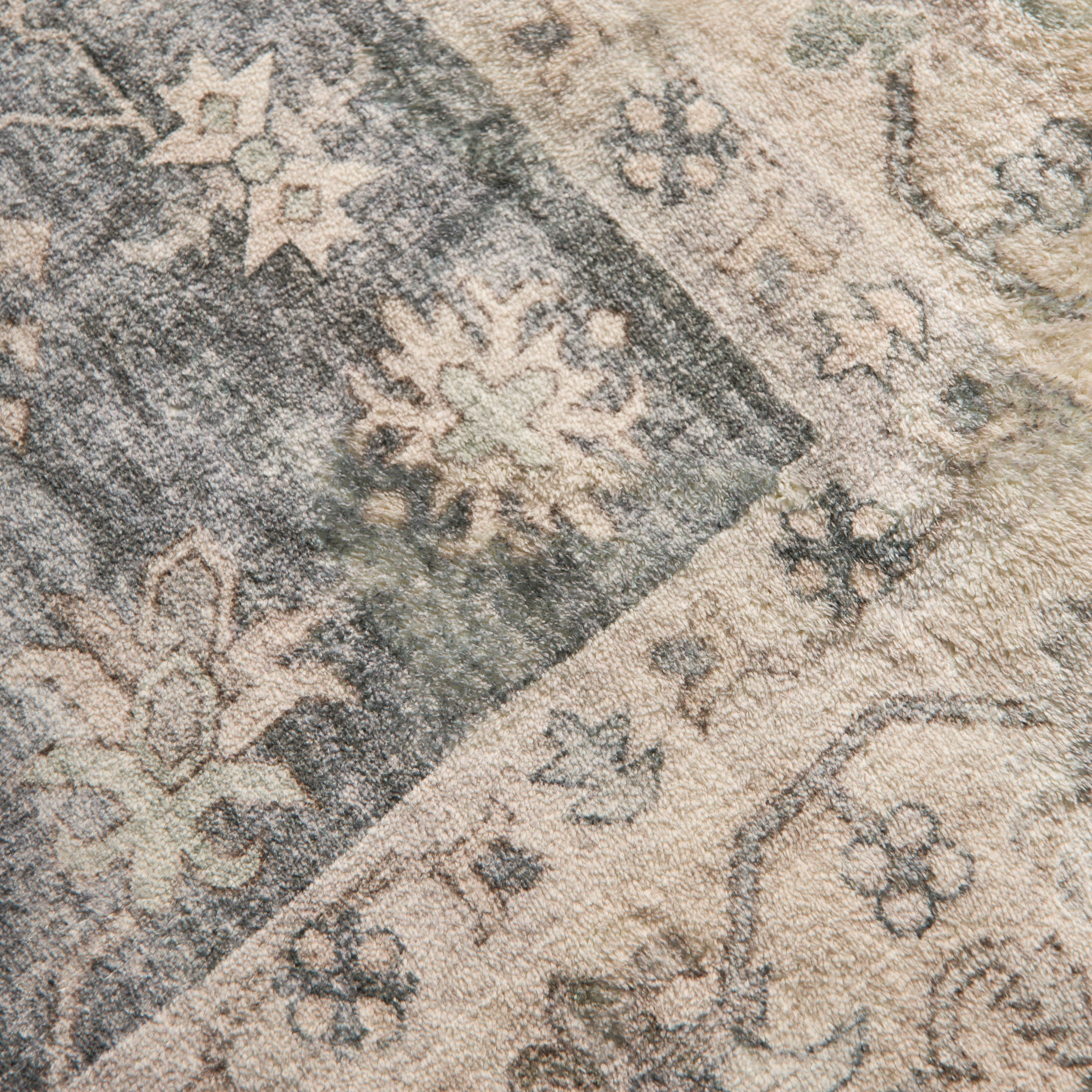 Ella Rug - 160x230 cm-household-rugsandcarpets-rugs-image-3