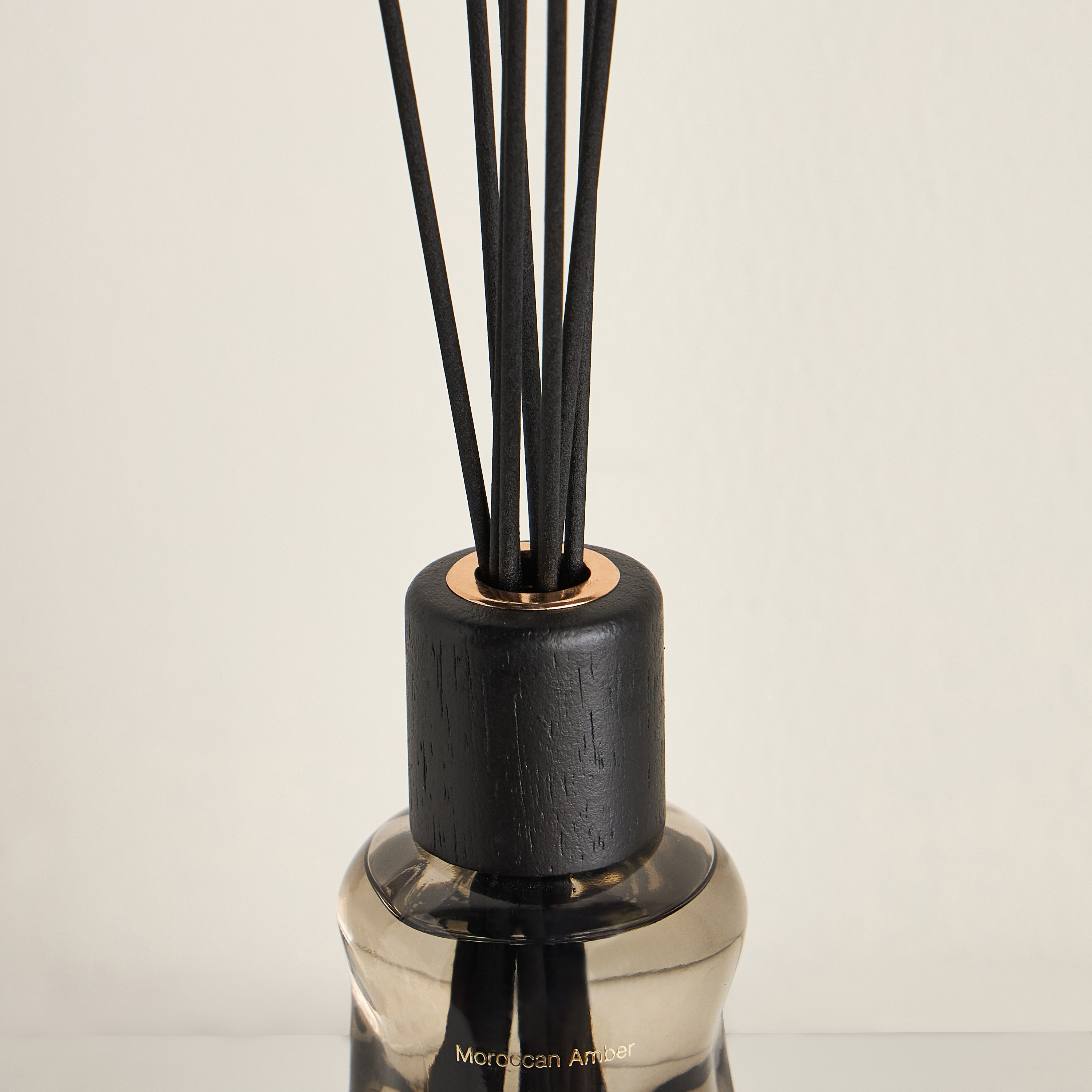 Bougie Moroccan Amber Reed Diffuser - 300 ml-household-homefragrance-reeddiffusers-image-2