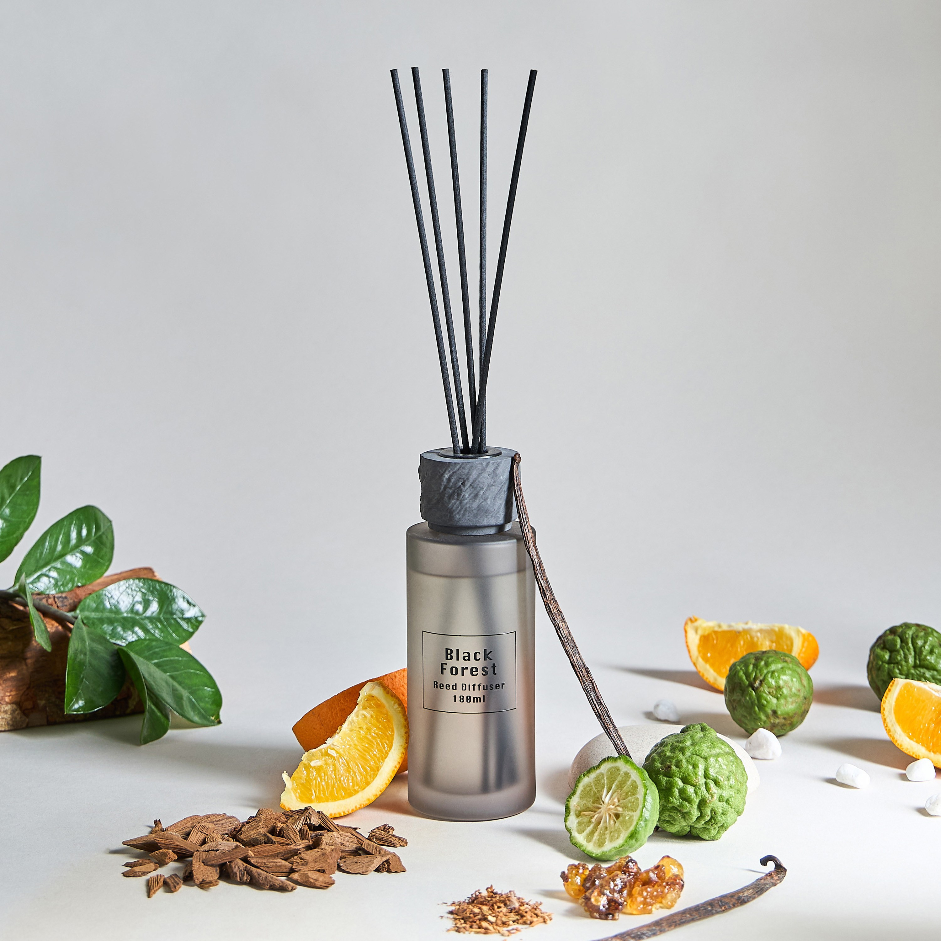 Albatross Reed Diffuser Shop Raw Black Forest Scented Reed Diffuser - 180 ml Online ...