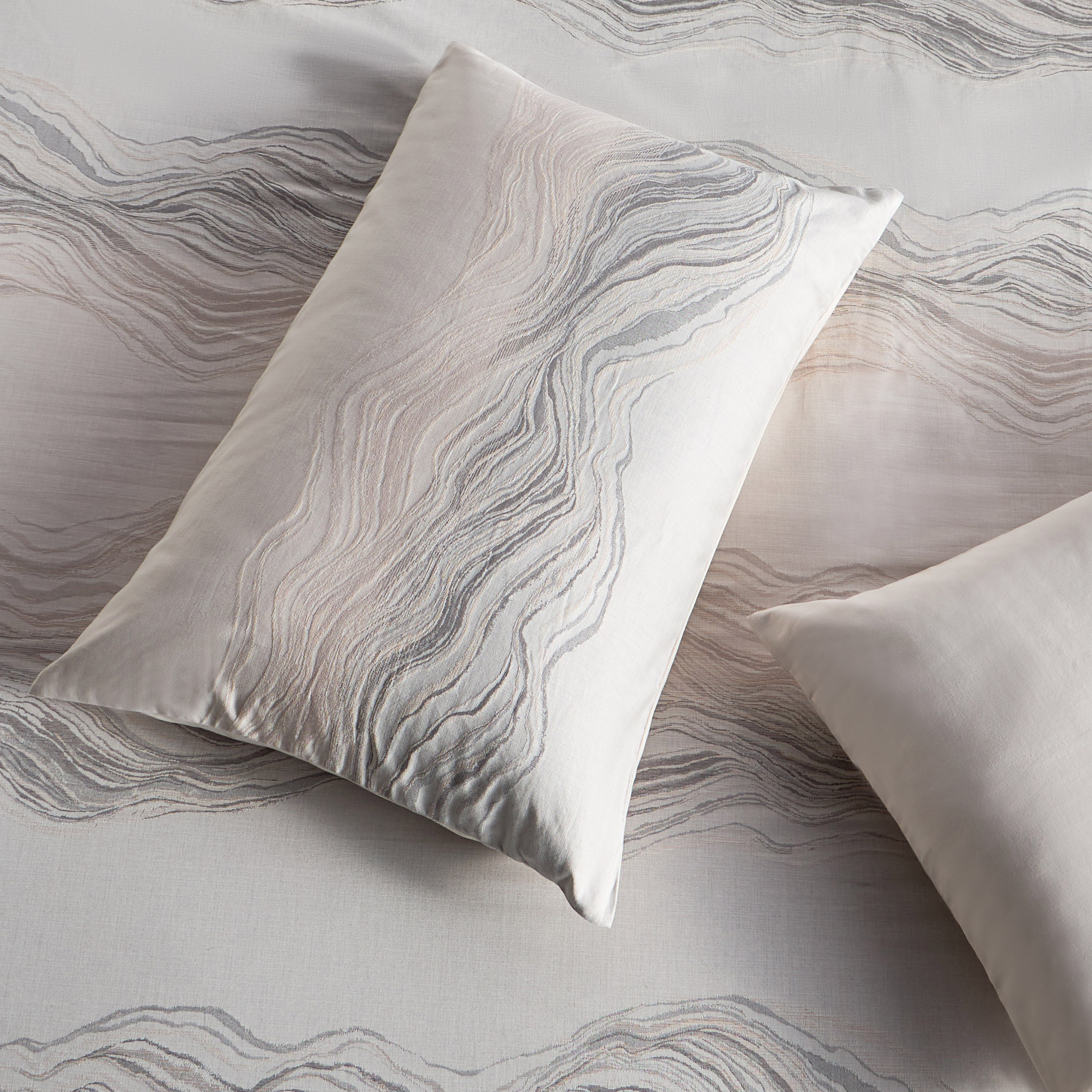 Alda Cotton Jacquard 144 Thread Count 3-Piece Super King Comforter Set - 240x260 cm-household-bedding-comfortersandbedspreads-comforters-image-4
