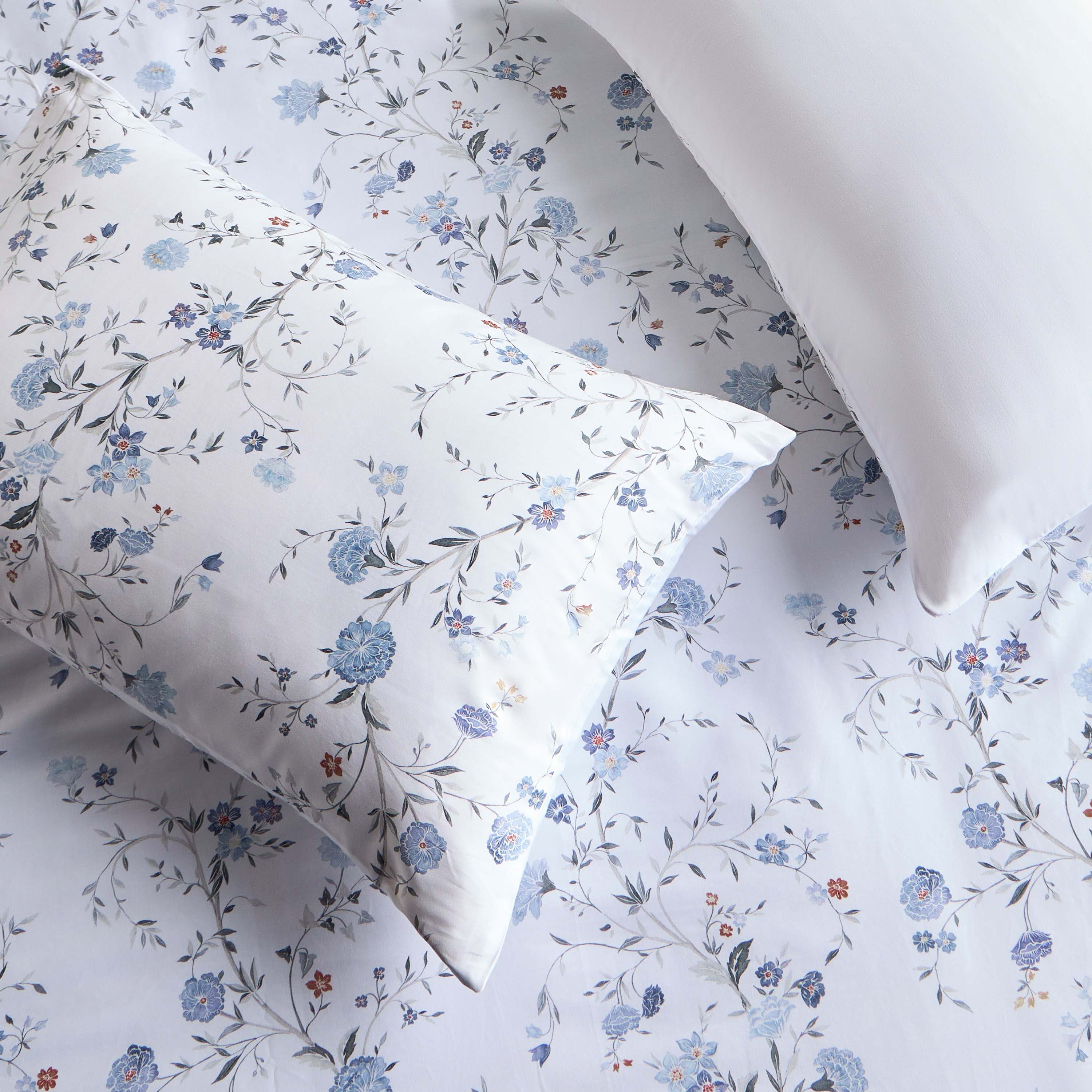 Nella Floral Cotton 300 Thread Count 3-Piece Super King Duvet Cover Set - 220x260 cm-household-bedding-duvetandcovers-duvetcovers-image-4