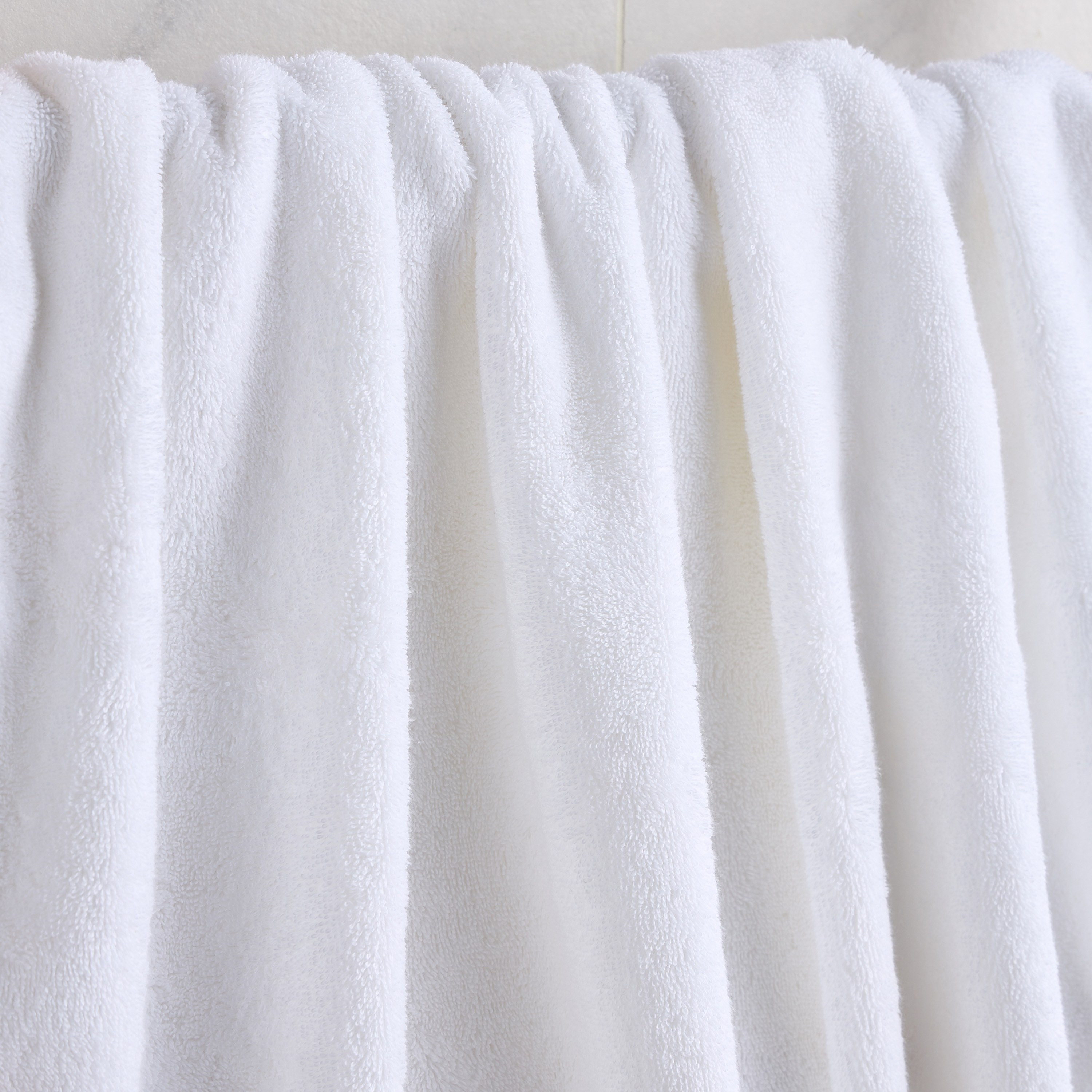 Egyptian Hotel 650 GSM Bath Sheet - 90x150 cm-household-bathandlaundry-bathlinen-towels-image-2