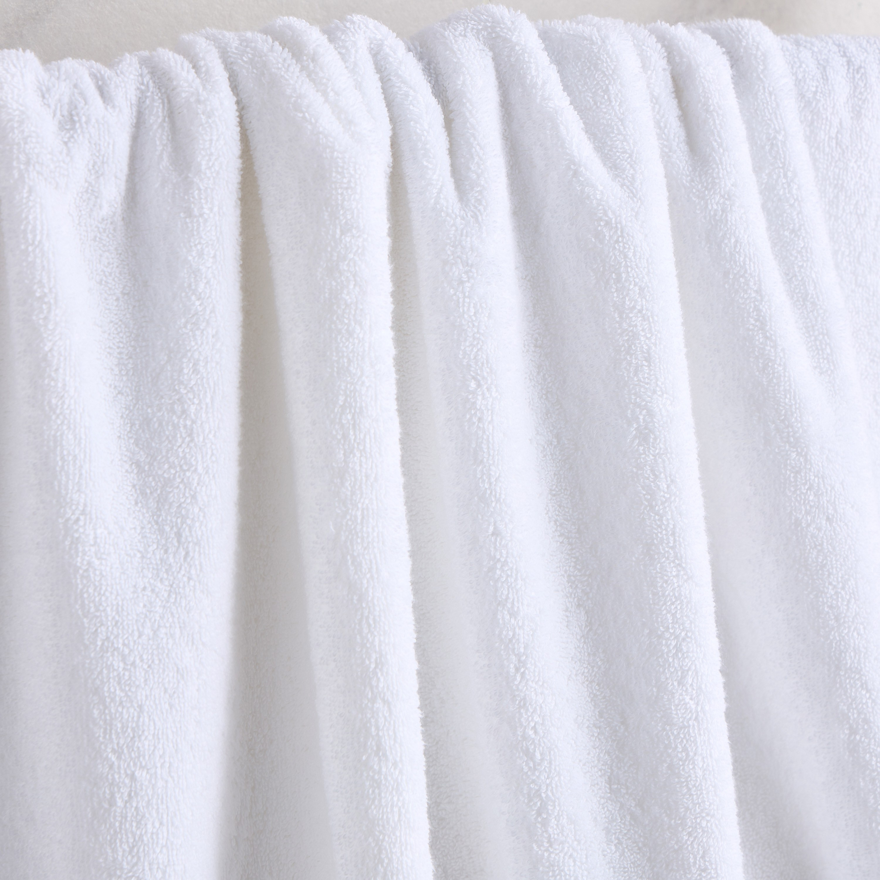 Egyptian Hotel 650 GSM Cotton Bath Towel - 70x140 cm-household-bathandlaundry-bathlinen-towels-image-2