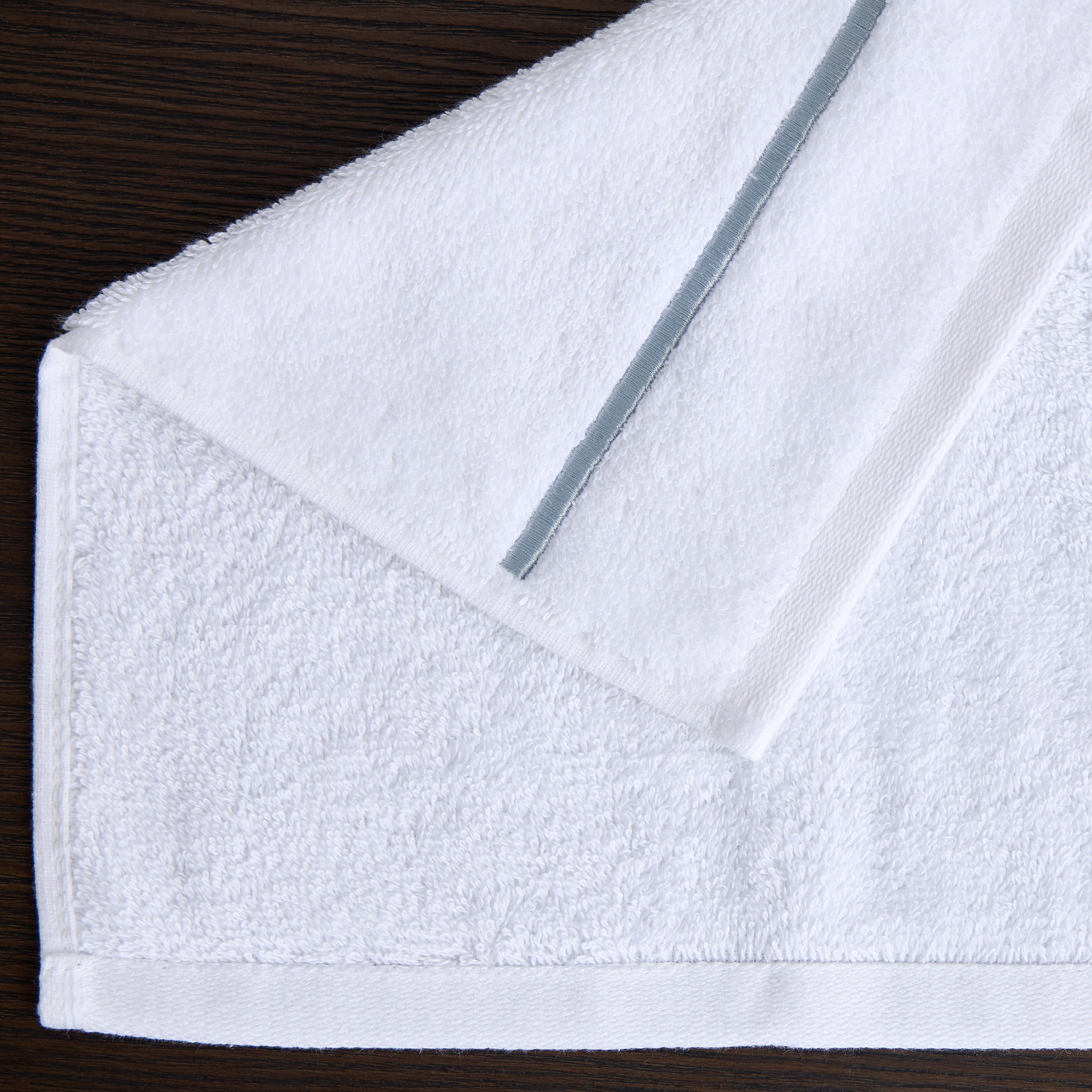 Egyptian Hotel 4-Piece 650 GSM Cotton Fingertip Towel Set - 30x30 cm-household-bathandlaundry-bathlinen-towels-image-3