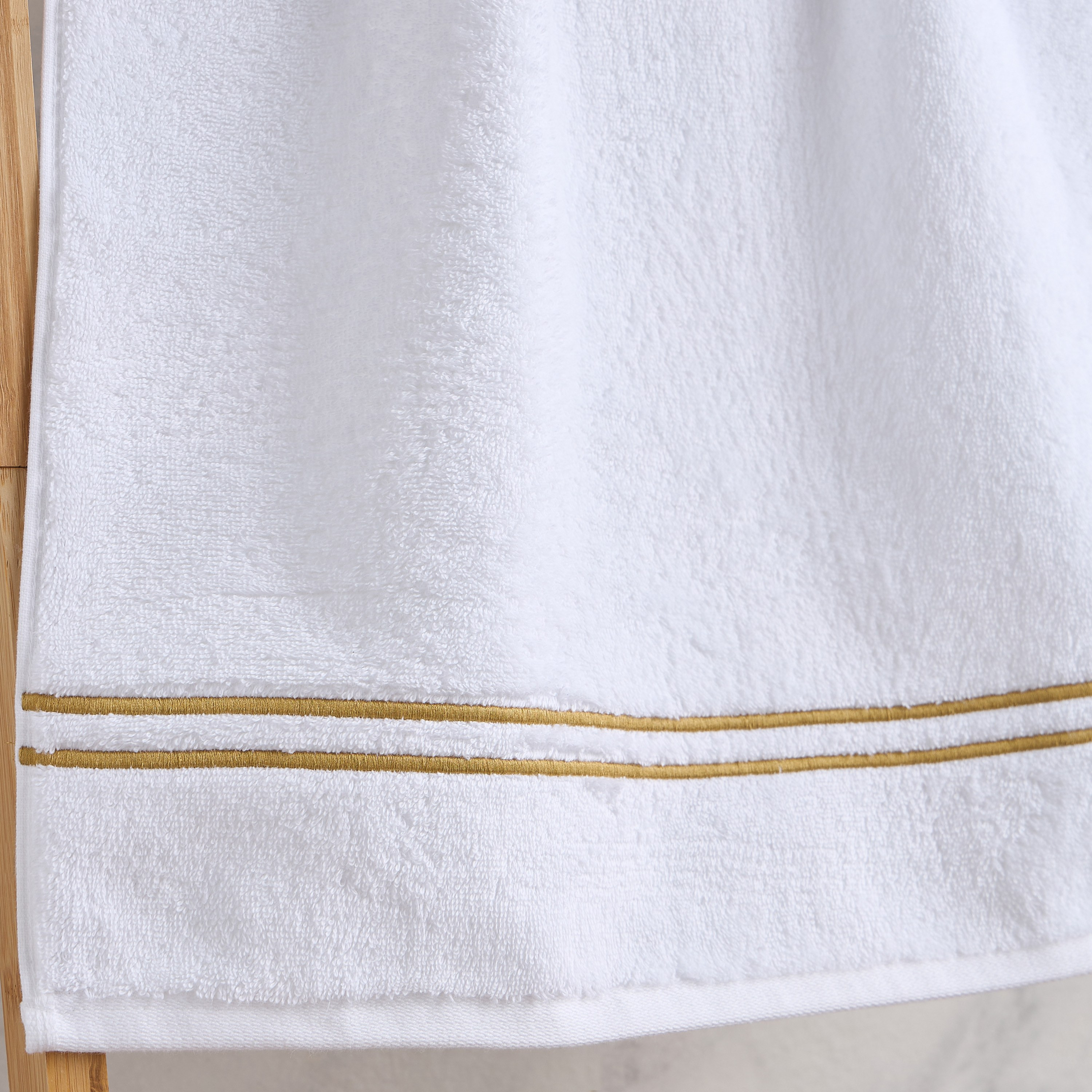 Egyptian Hotel 650 GSM Hand Towel - 50x90 cm-household-bathandlaundry-bathlinen-towels-image-3