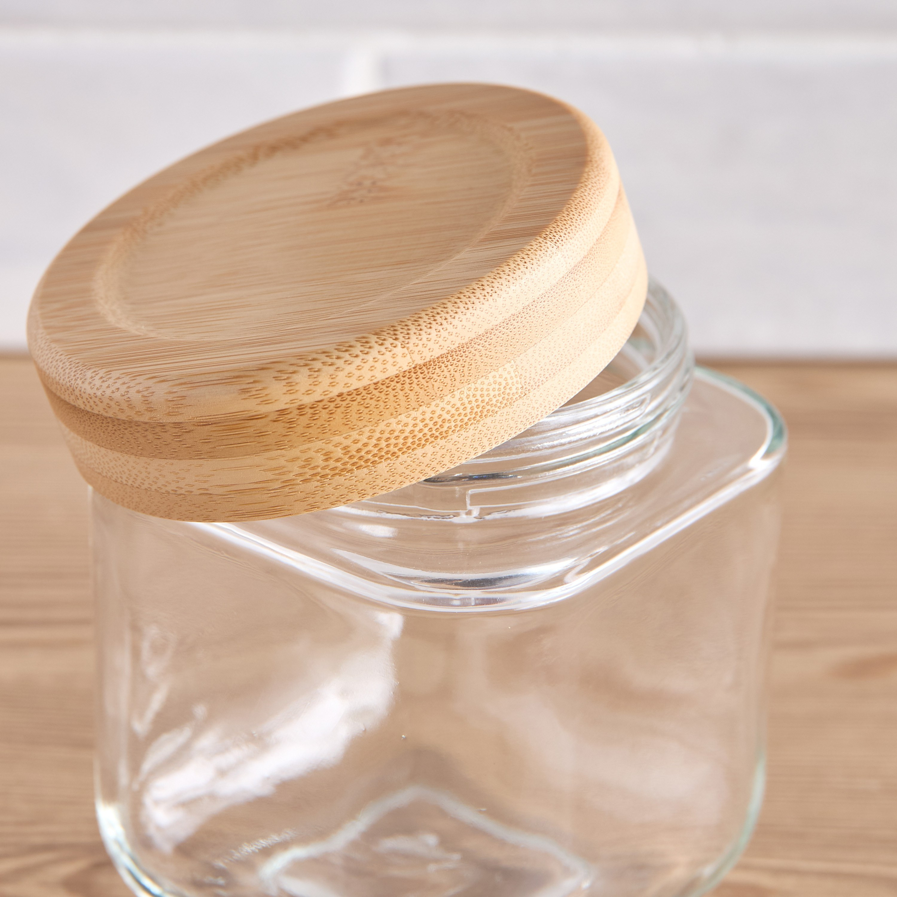 Darina Storage Jar - 550 ml-household-kitchen-foodstorage-spiceracksandjars-image-2