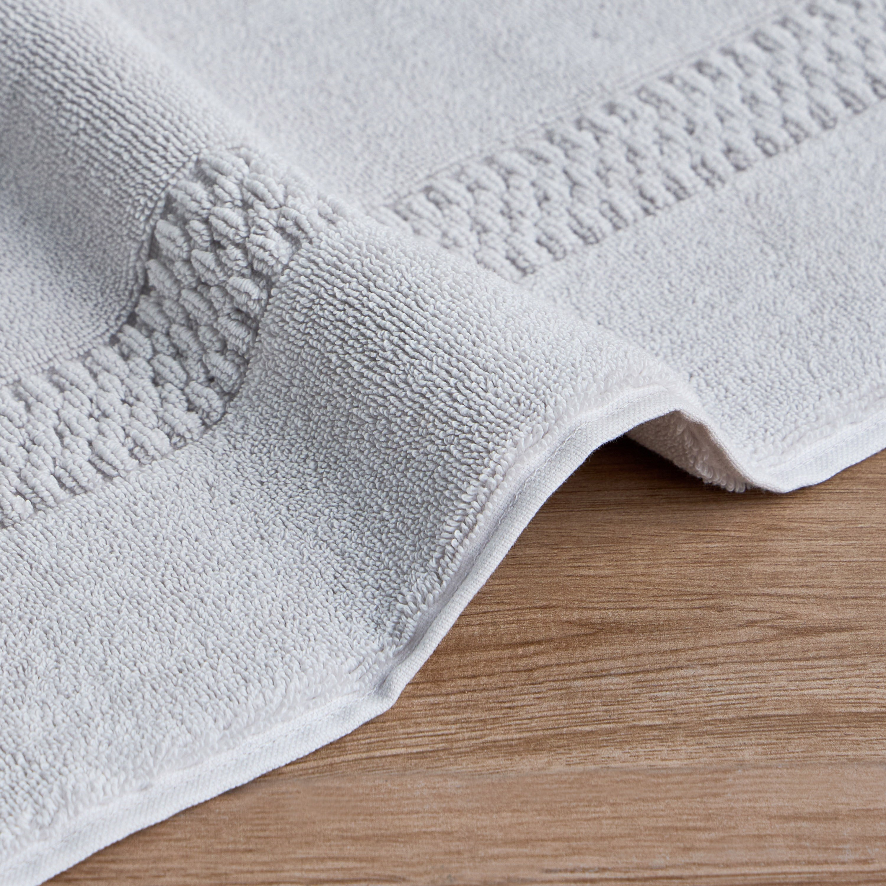 Infinity Luxe Bath Mat - 50x80 cm-household-bathandlaundry-bathlinen-bathmatsandtubmats-image-3