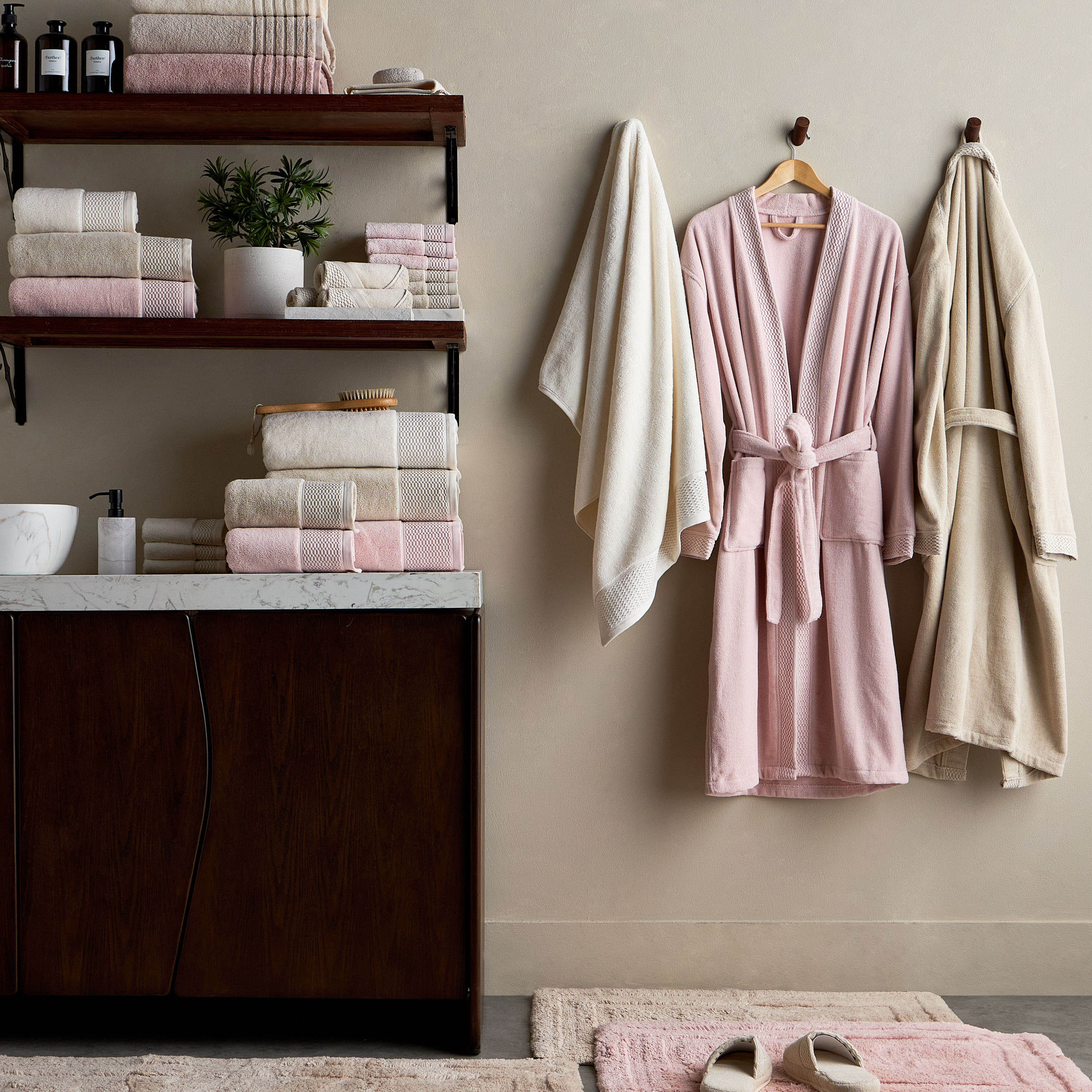 Infinity Luxe Bathrobe - Medium-household-bathandlaundry-bathlinen-bathrobesandslippers-bathrobes-image-4