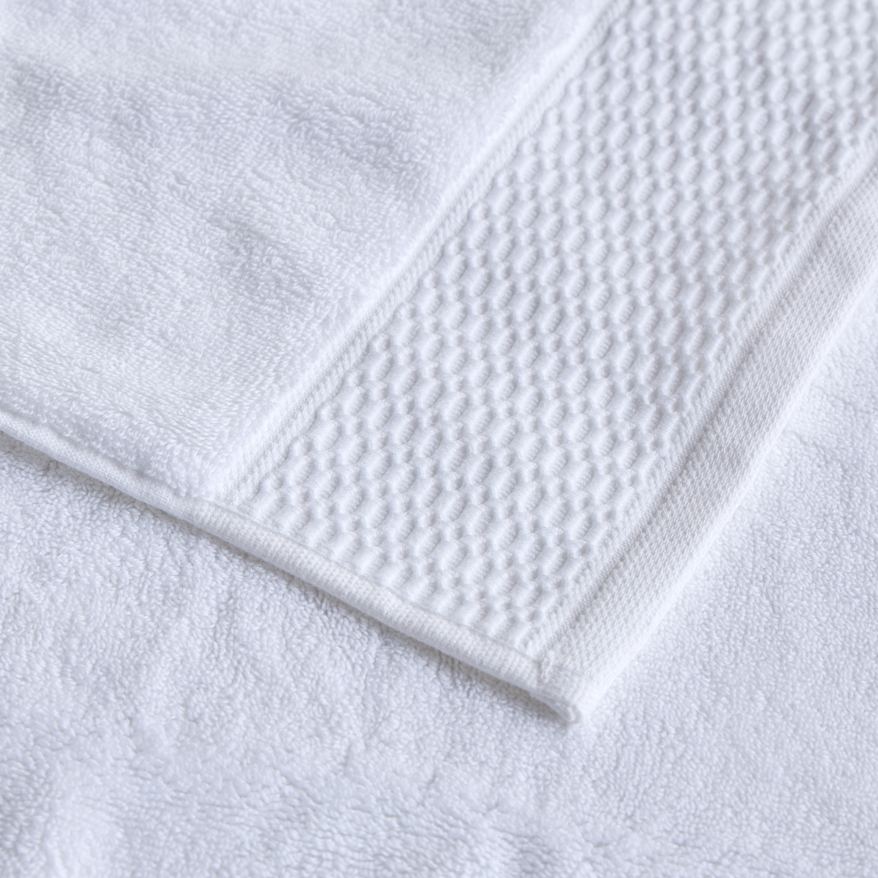 Infinity Luxe 750 GSM Turkish Cotton Bath Sheet - 90x150 cm-household-bathandlaundry-bathlinen-towels-image-3