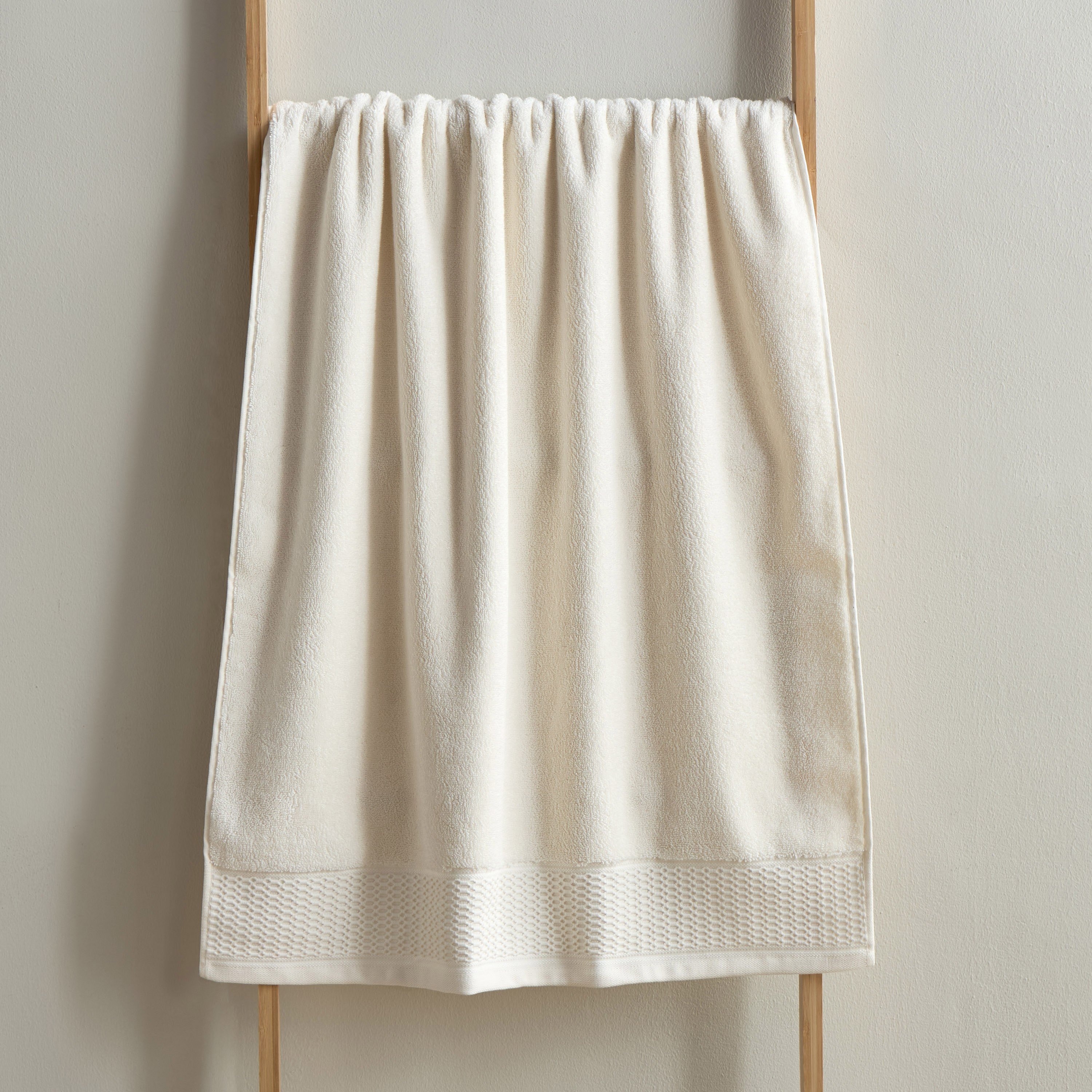 Infinity Luxe 750 GSM Turkish Cotton Bath Towel - 70x140 cm-household-bathandlaundry-bathlinen-towels-image-2