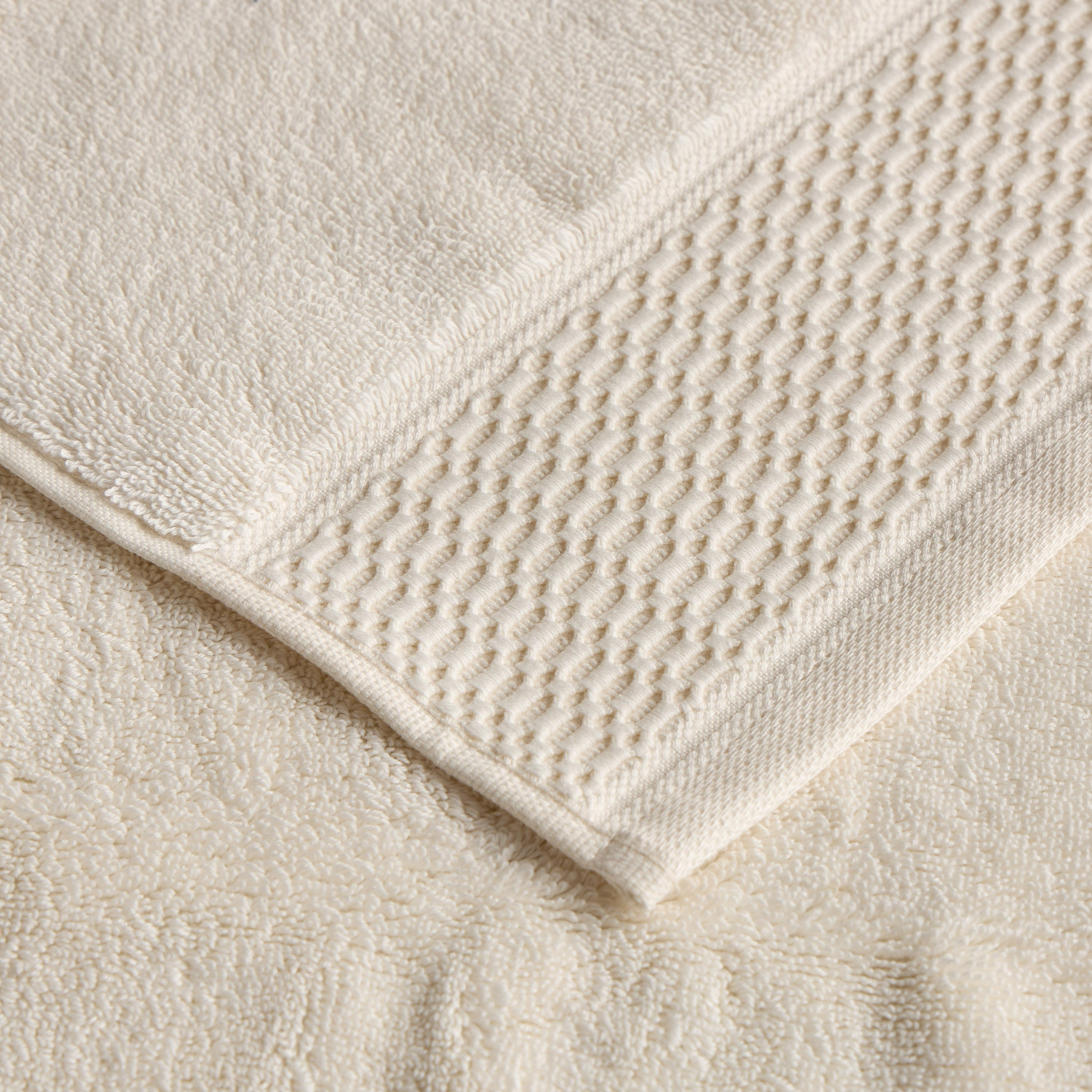 Infinity Luxe 750 GSM Turkish Cotton Bath Towel - 70x140 cm-household-bathandlaundry-bathlinen-towels-image-3