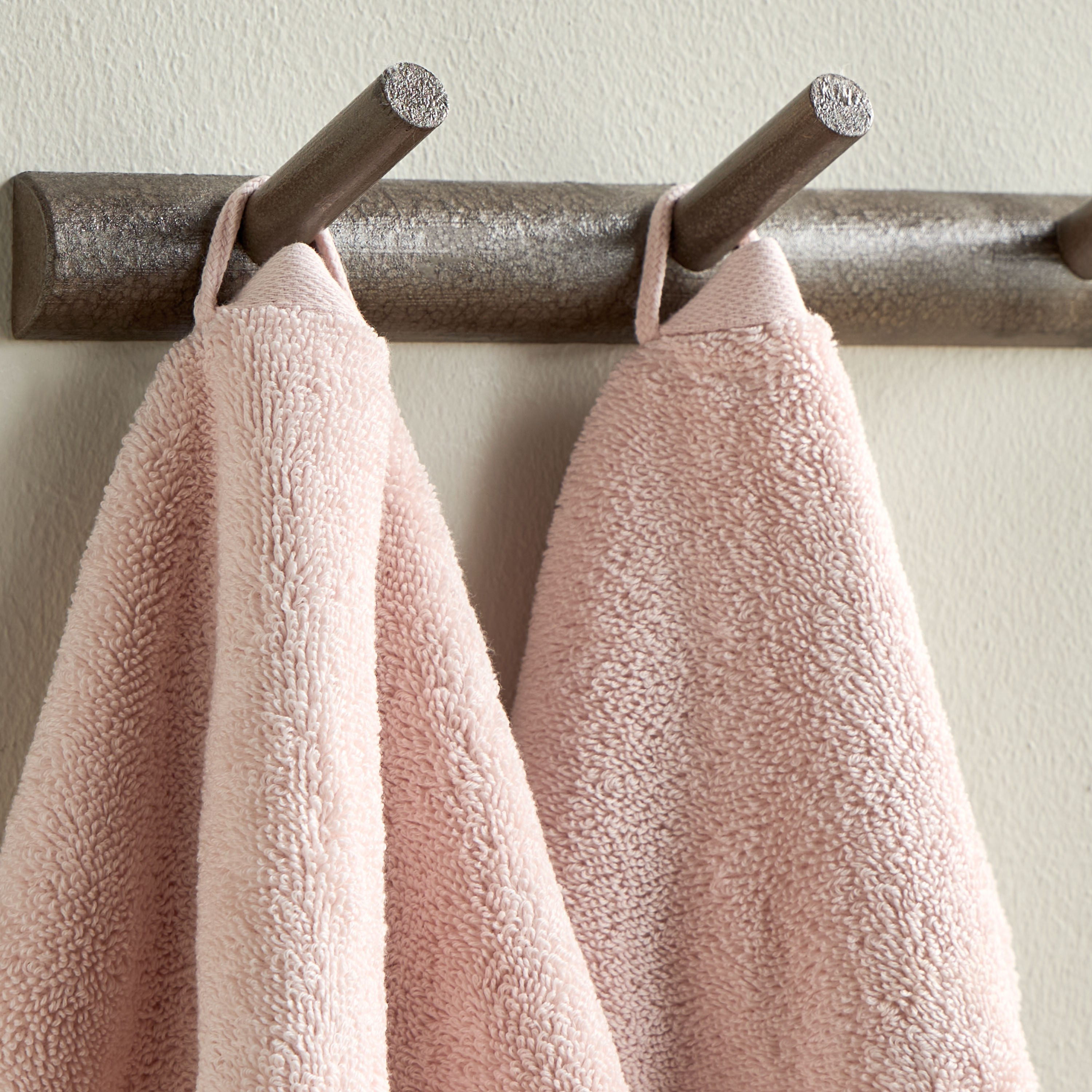 Infinity Luxe 750 GSM Turkish Cotton Bath Towel - 70x140 cm-household-bathandlaundry-bathlinen-towels-image-4