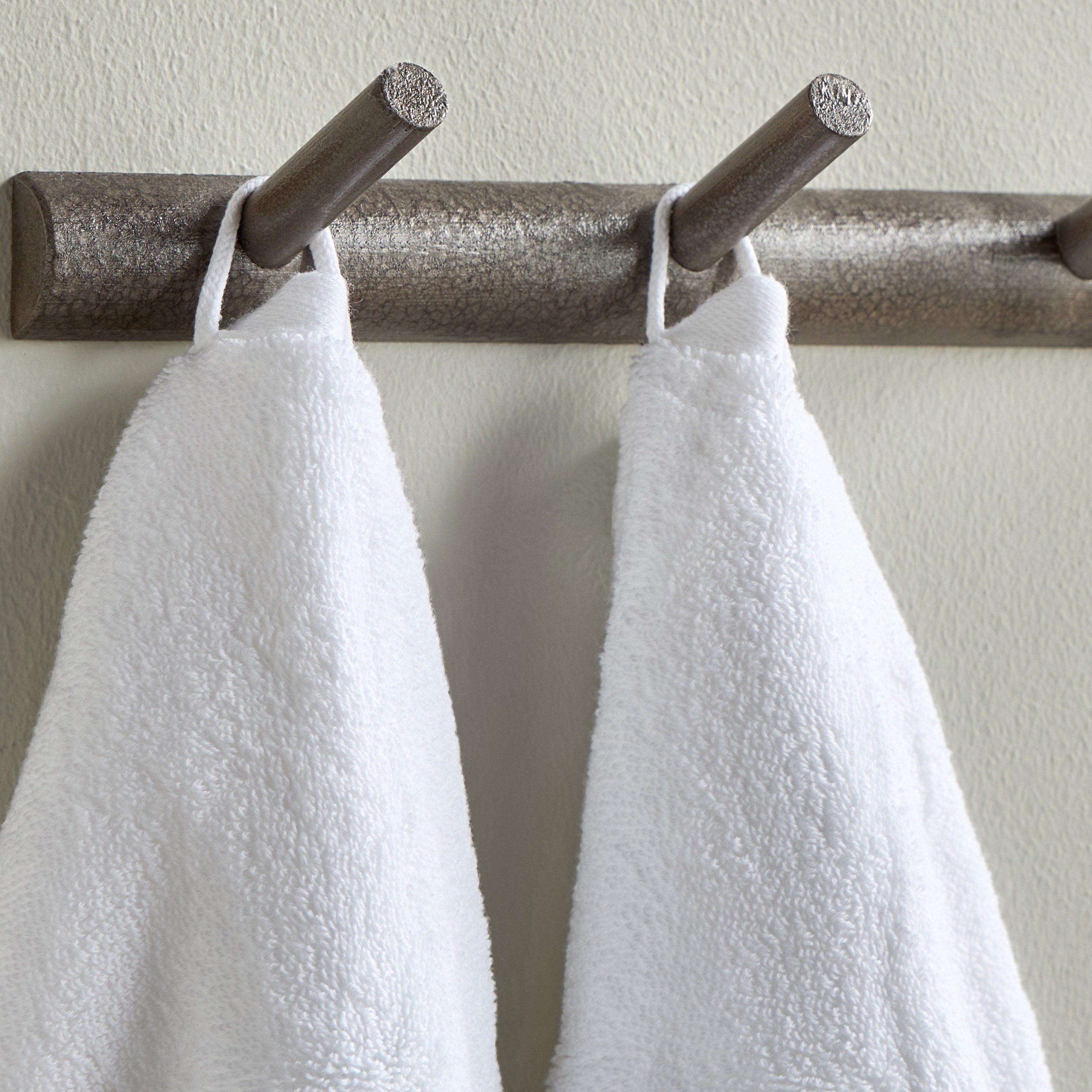 Infinity Luxe 750 GSM Turkish Cotton Bath Towel - 70x140 cm-household-bathandlaundry-bathlinen-towels-image-5