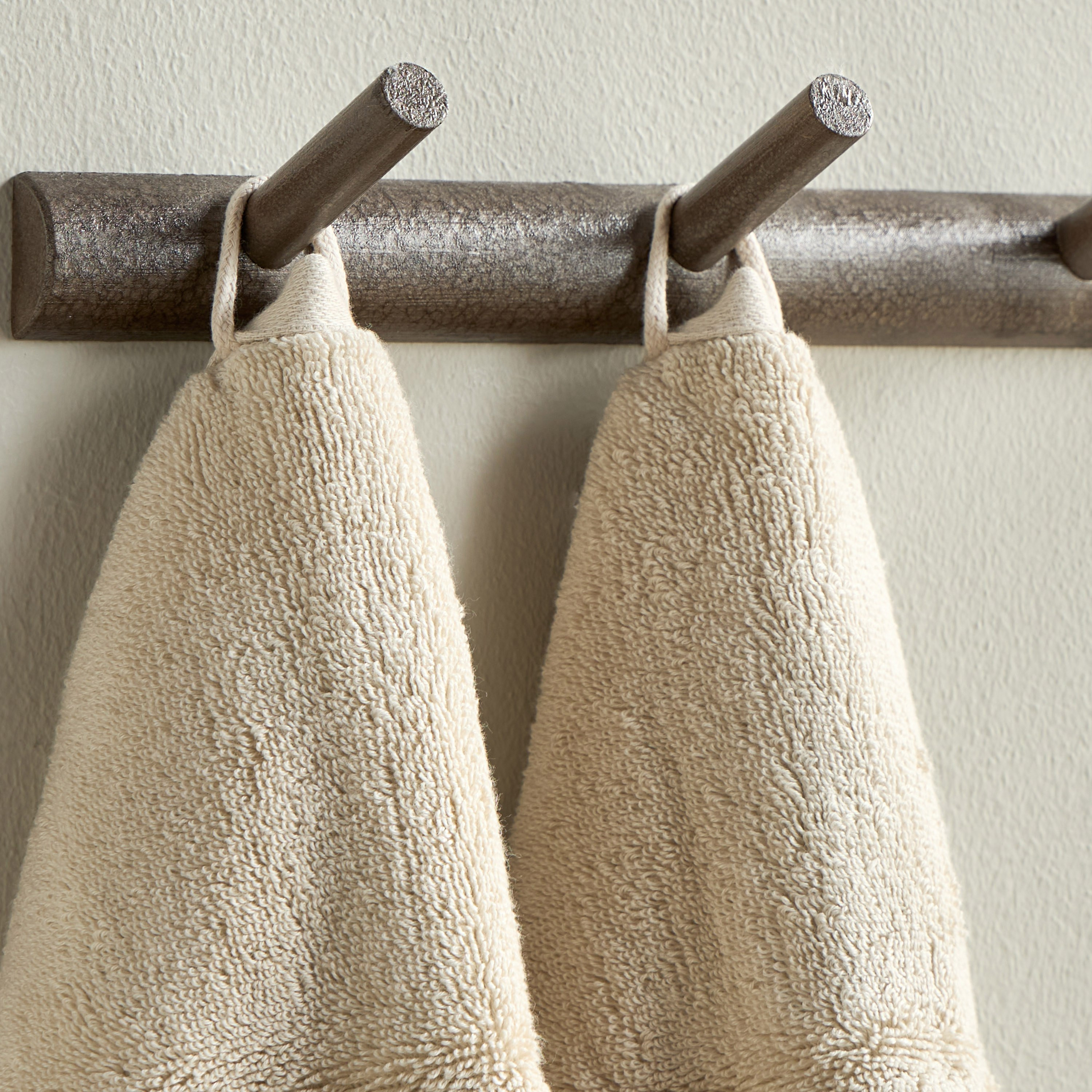 Infinity Luxe 750GSM Turkish Cotton Hand Towel - 50x90 cm-household-bathandlaundry-bathlinen-towels-image-5