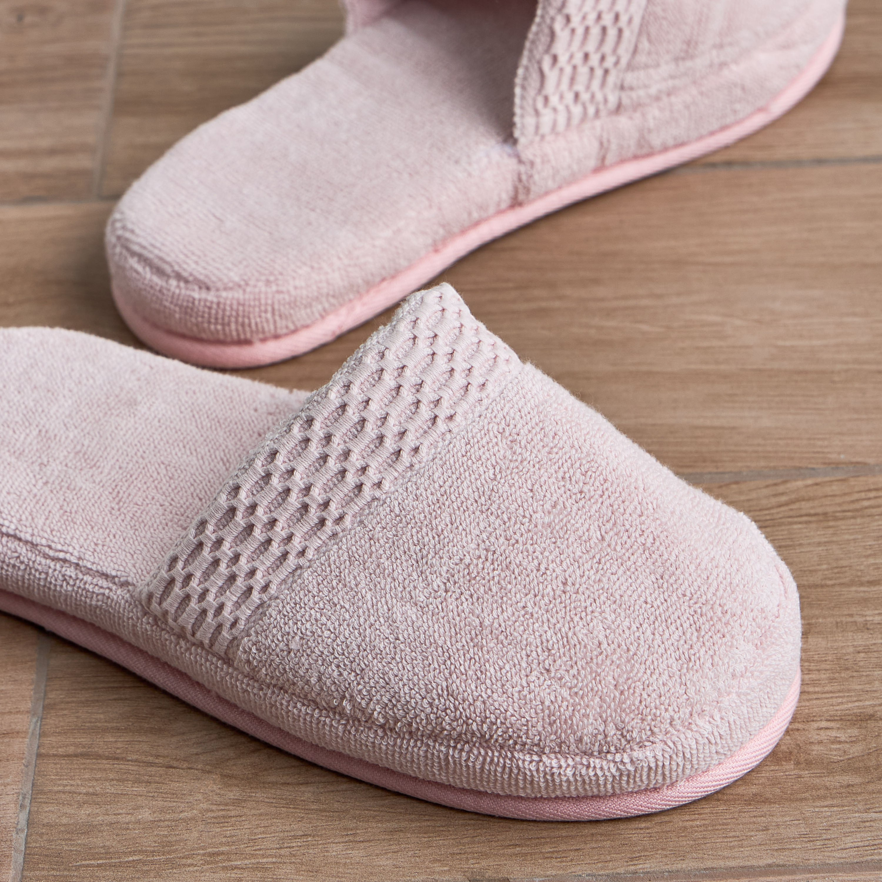 Infinity Luxe Indoor Slipper-household-bathandlaundry-bathlinen-bathrobesandslippers-slippers-image-2