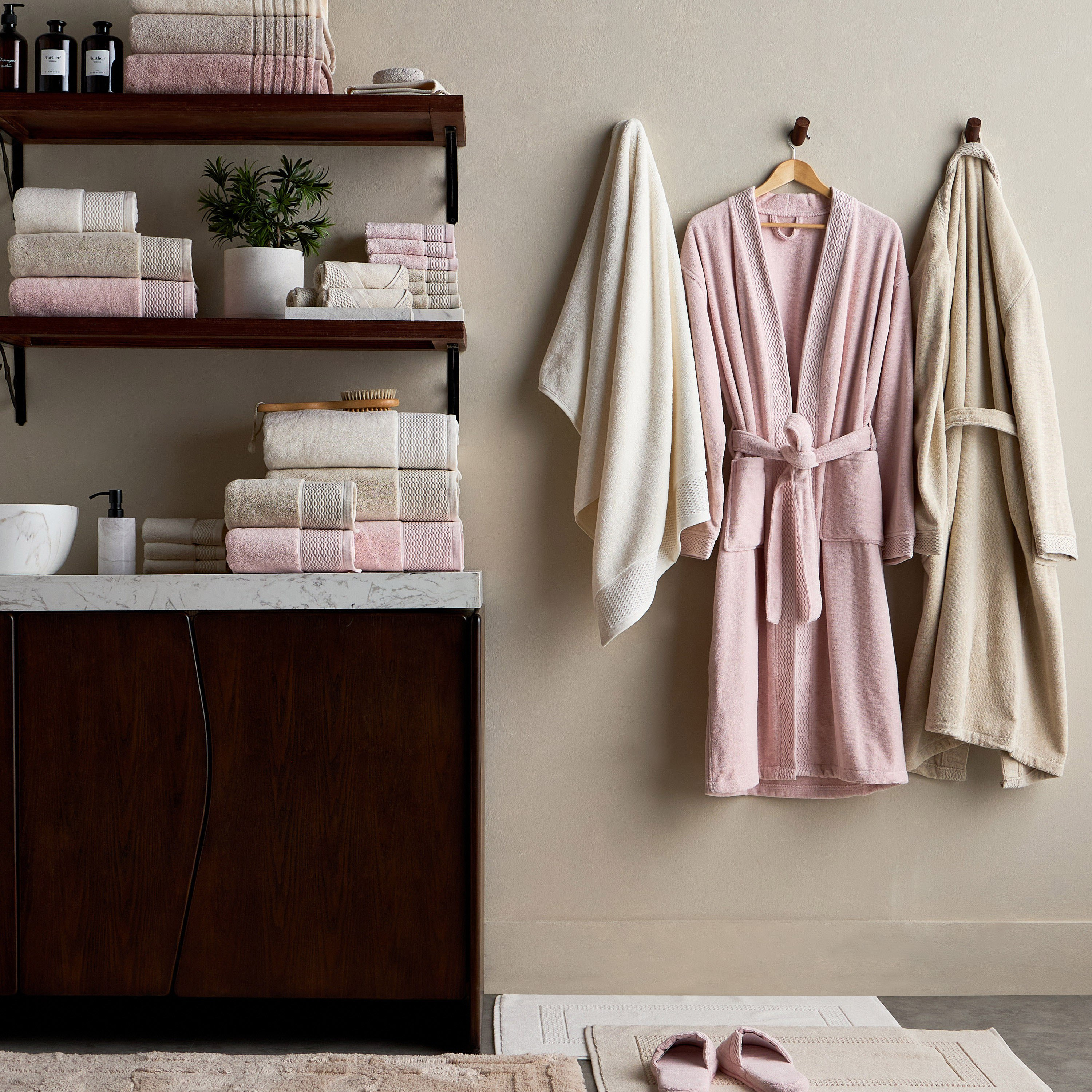 Infinity Luxe Indoor Slipper-household-bathandlaundry-bathlinen-bathrobesandslippers-slippers-image-3