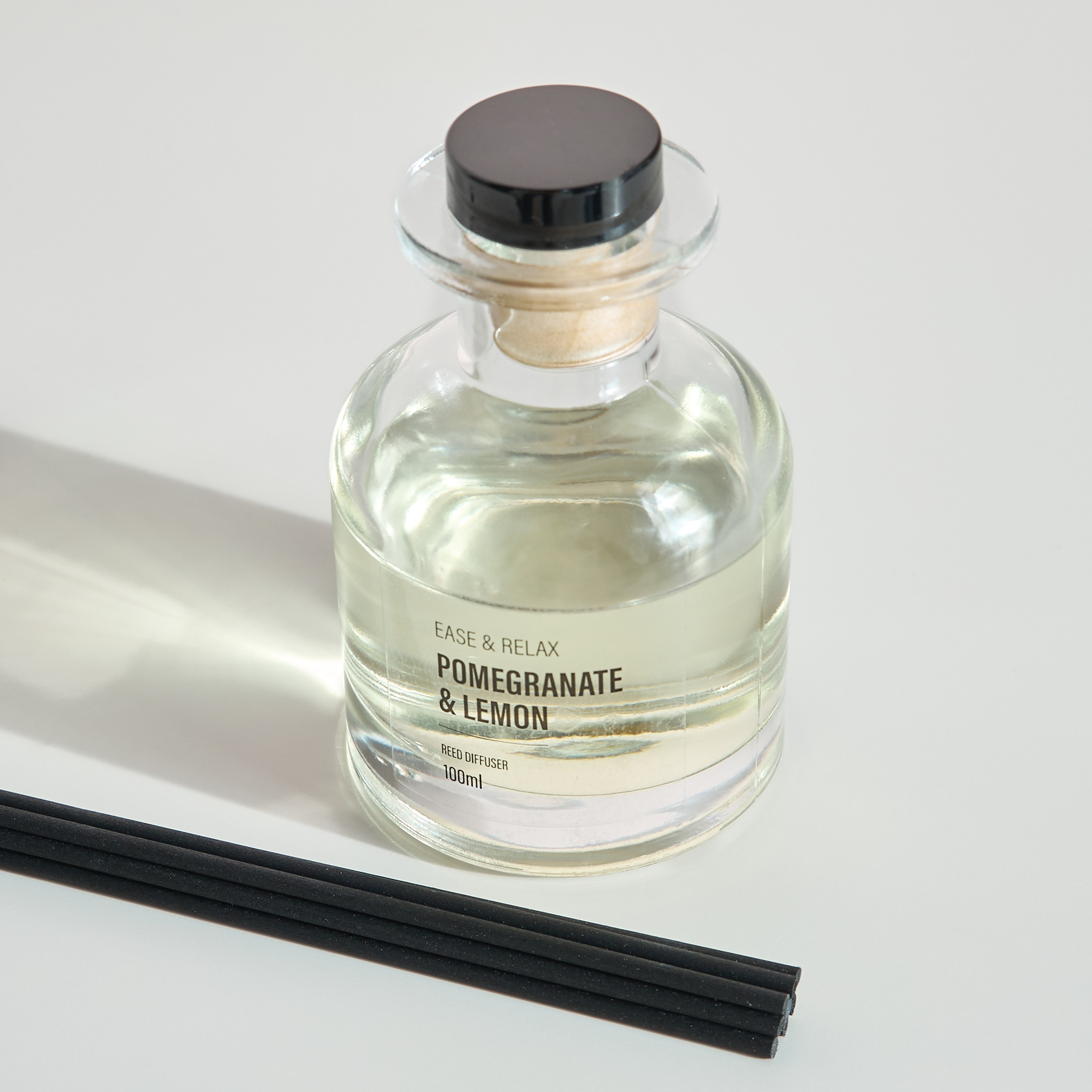موزع عطور بأعواد برائحة الرمان والليمون -  ويلنيس - 100 مل-household-homefragrance-reeddiffusers-image-2