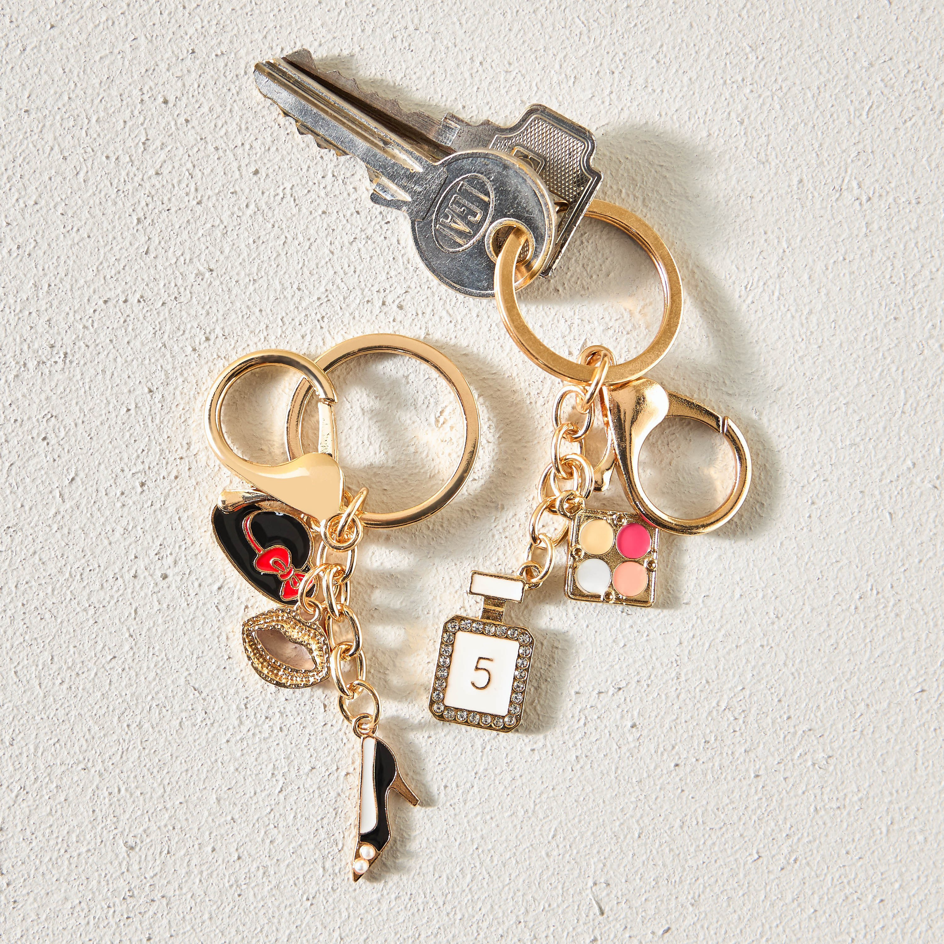 سلسلة مفاتيح معدنية - تارا-household-generalaccessories-stationery-image-3