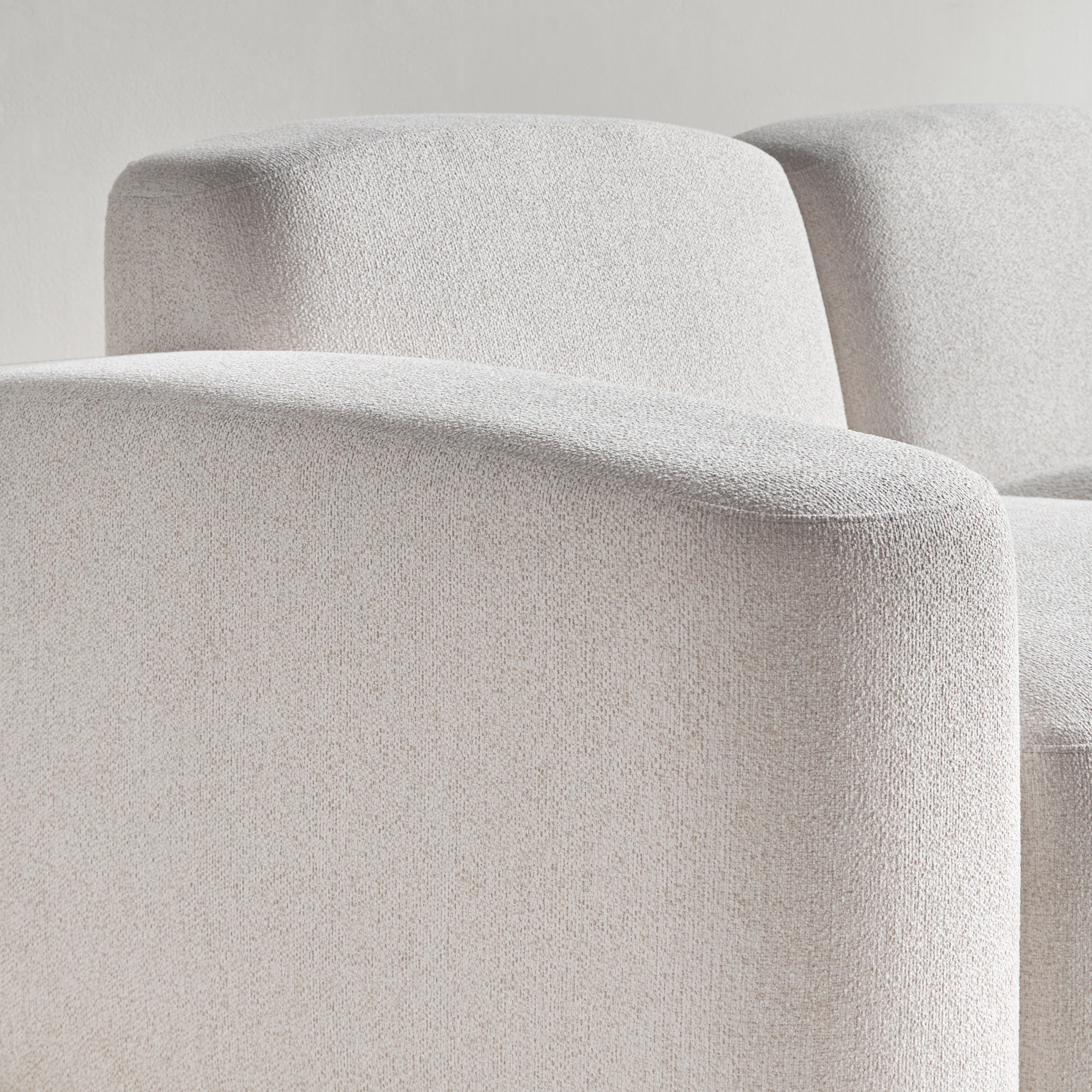 كنبة قماش 3 مقاعد - بيبل-furniture-sofaandseating-sofasandsofasets-image-4