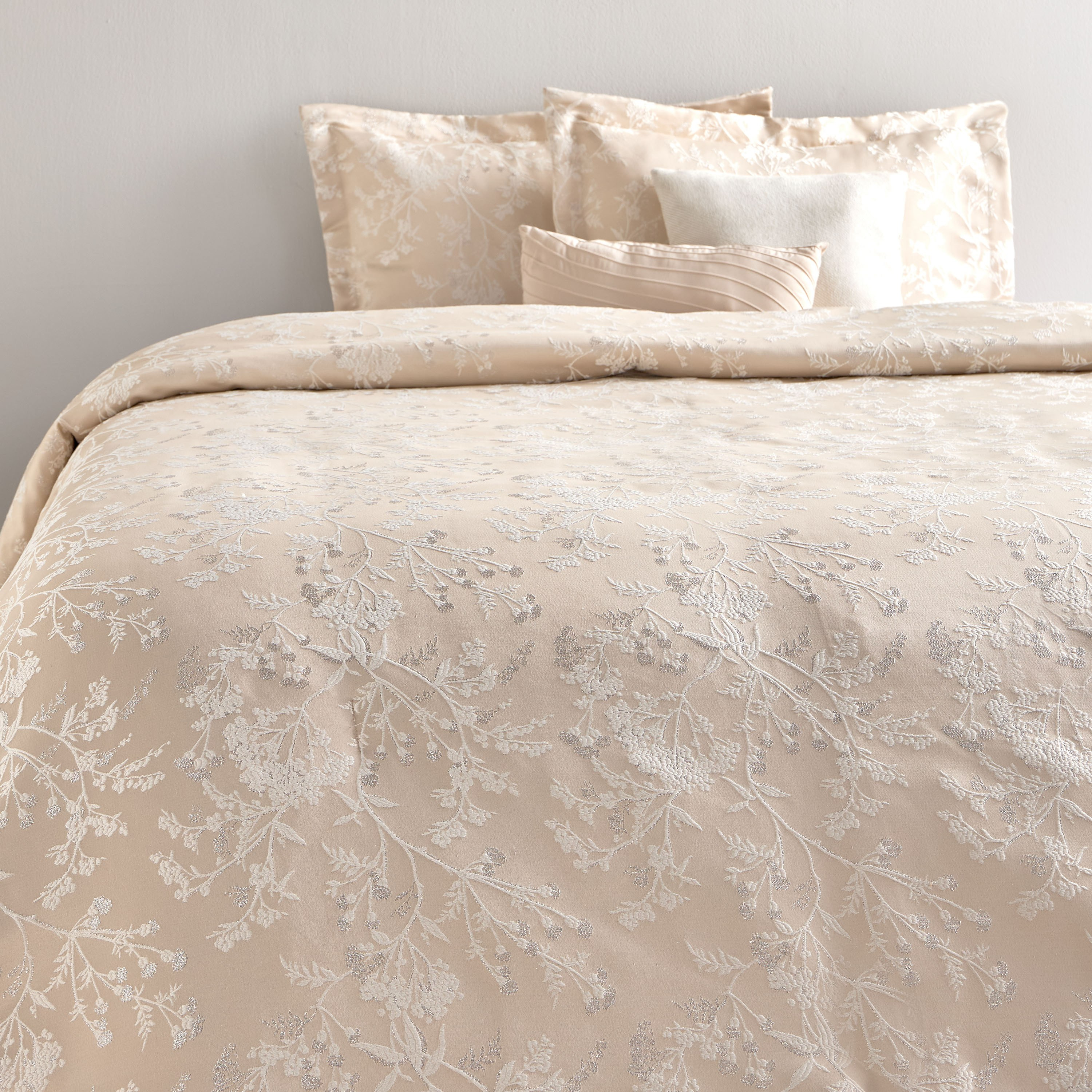 Fipped Microfibre Jacquard 5-Piece Super King Comforter Set - 250x260 cm-household-bedding-comfortersandbedspreads-comforters-image-2