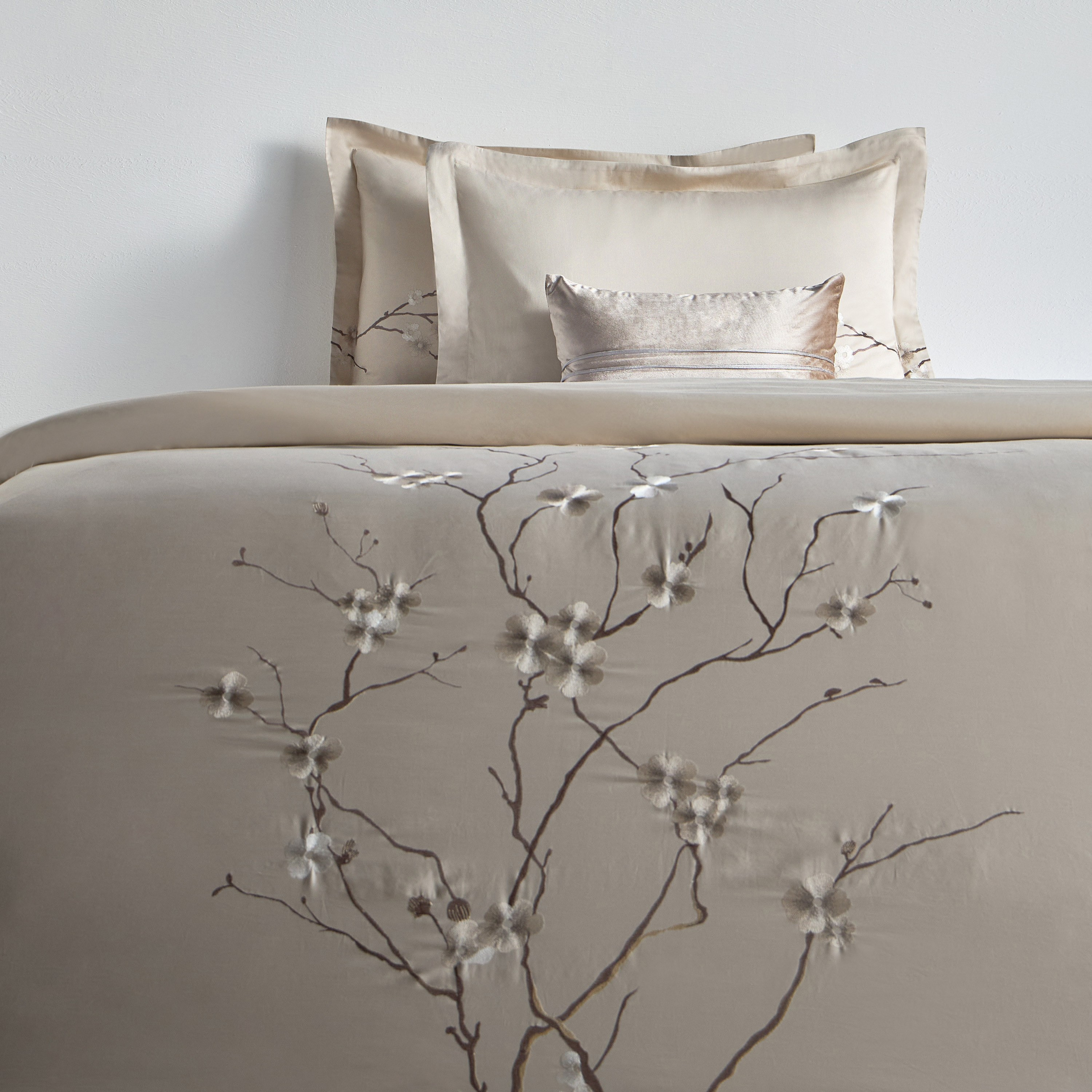 Twig Cotton Embroidered 300 Thread Count 4-Piece Super King Comforter Set - 240x260 cm-household-bedding-comfortersandbedspreads-comforters-image-2