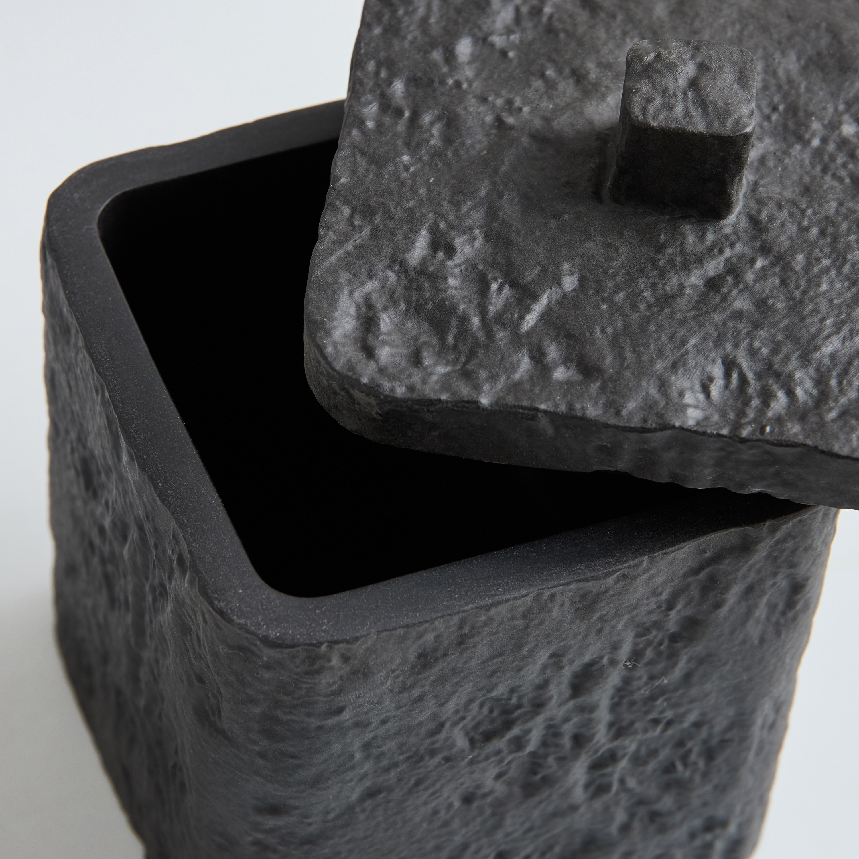Basalt Cotton Jar-household-bathandlaundry-bathaccessories-tissueboxesandcottonjars-image-3