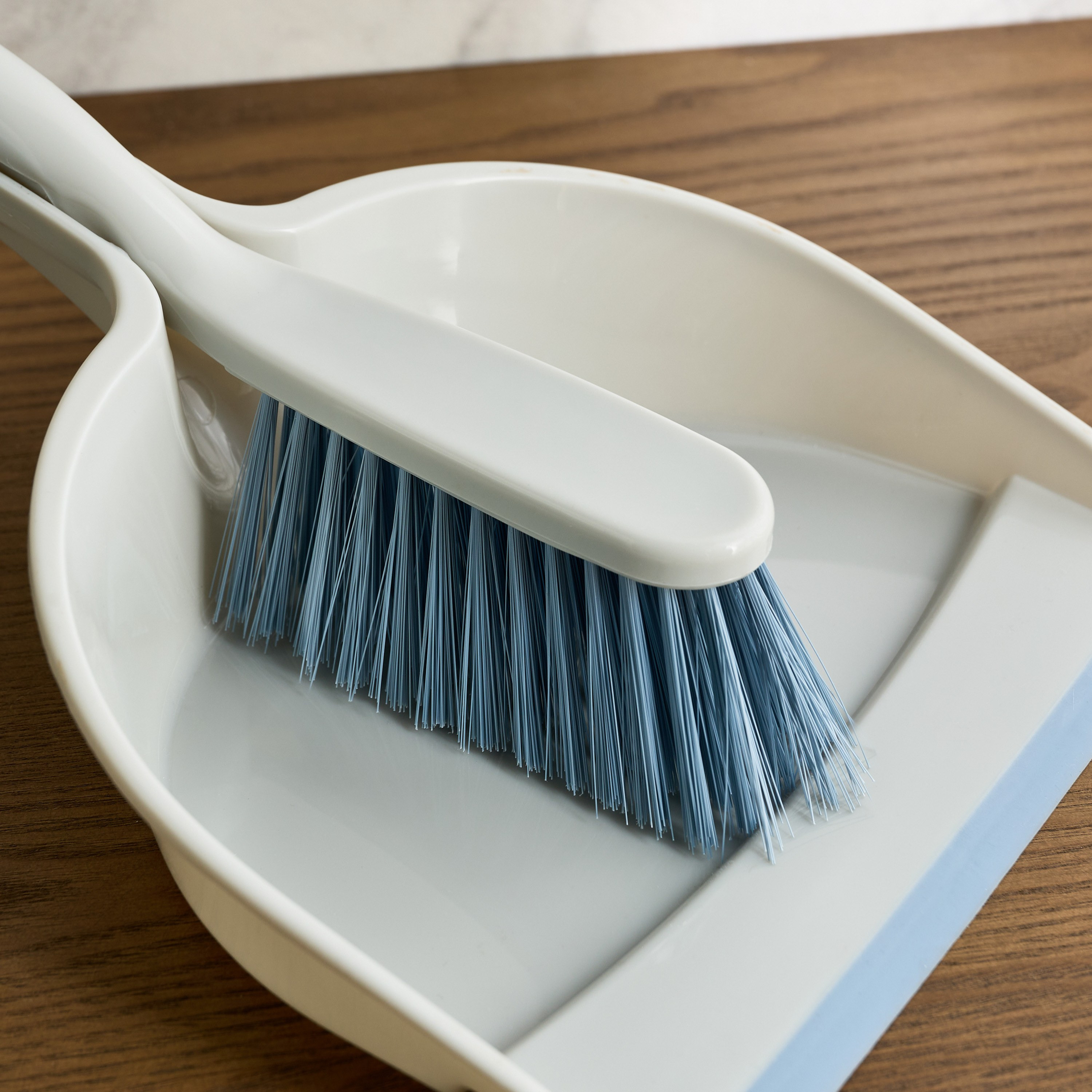 طقم فرشاة وجاروف - أجيلا-household-bathandlaundry-cleaning-broomsmopsanddusters-image-3