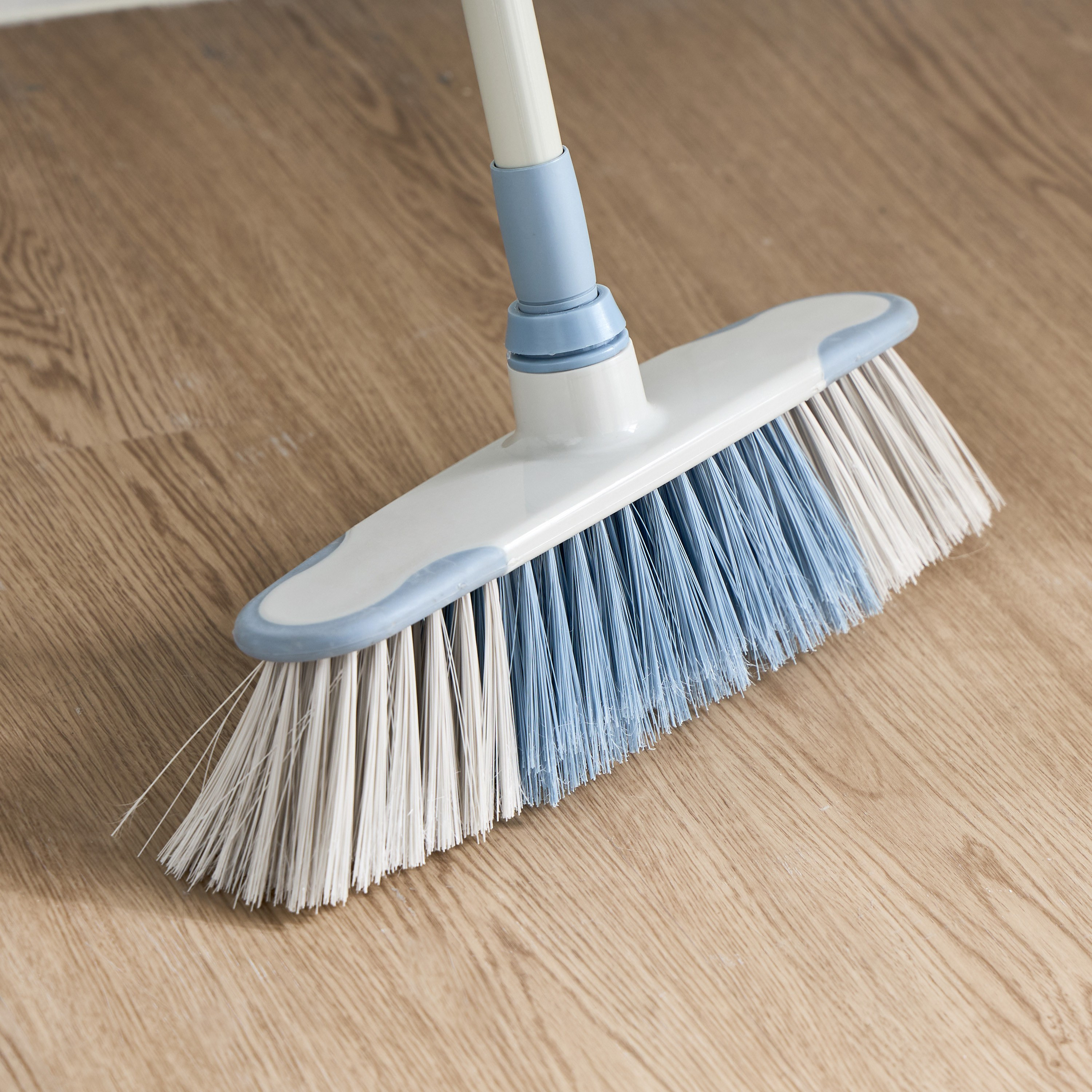 Agila Soft Broom-household-bathandlaundry-cleaning-broomsmopsanddusters-image-4