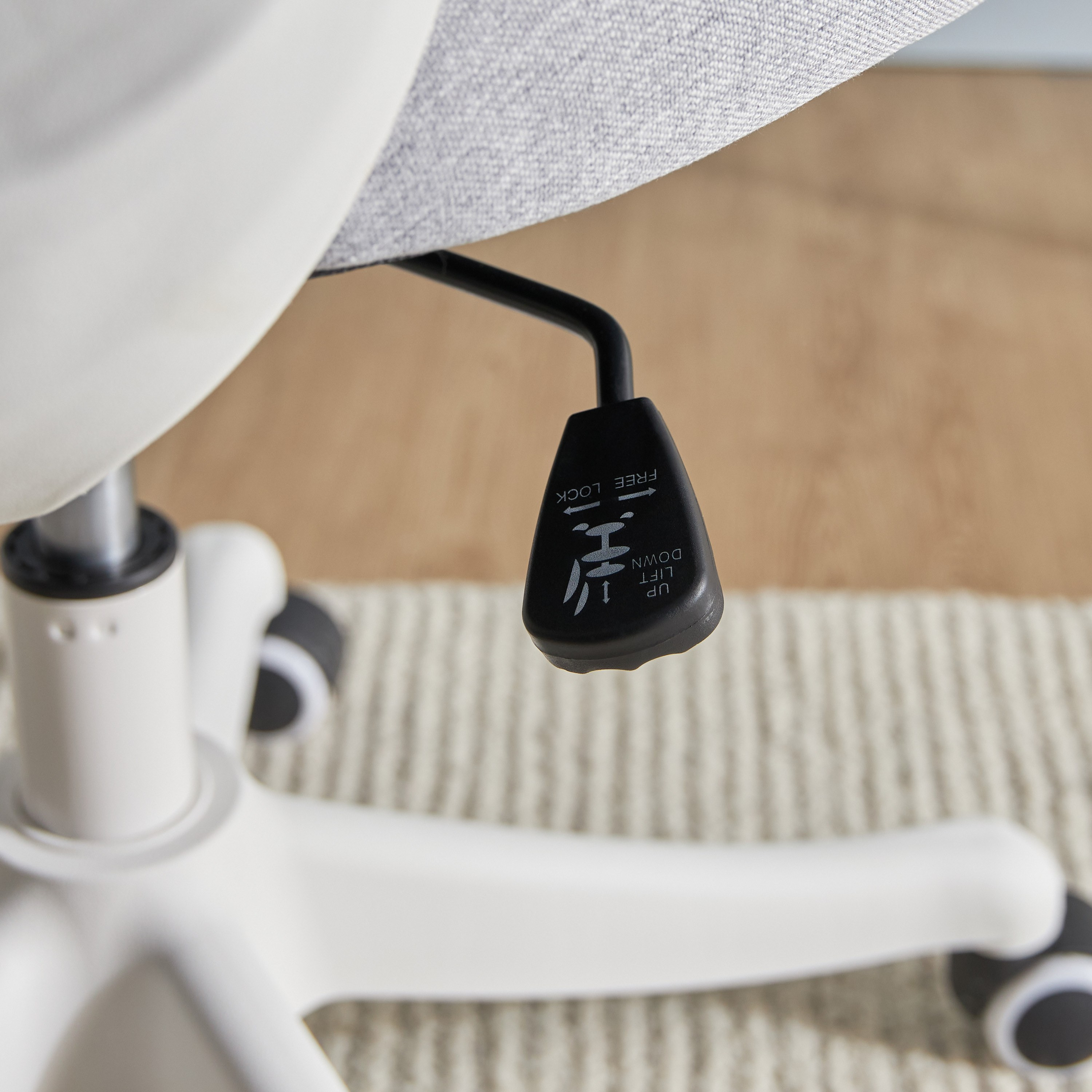 كرسي - كاميرون-babyandkids-roomfurniture-chairsandstools-image-5
