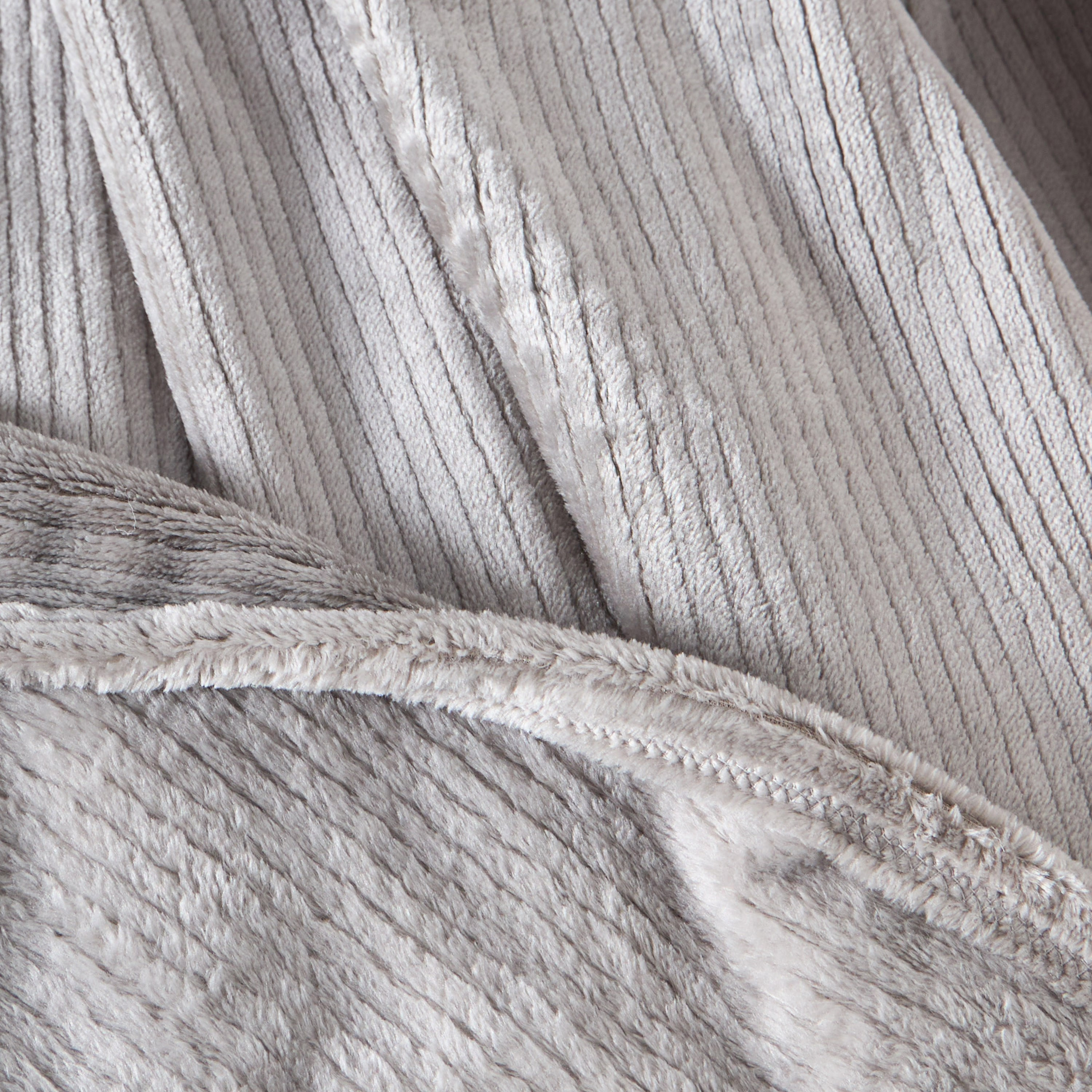 Seline Jacquard Flannel Throw - 150x200 cm-household-cushionsandthrows-throwsandblankets-throws-image-3