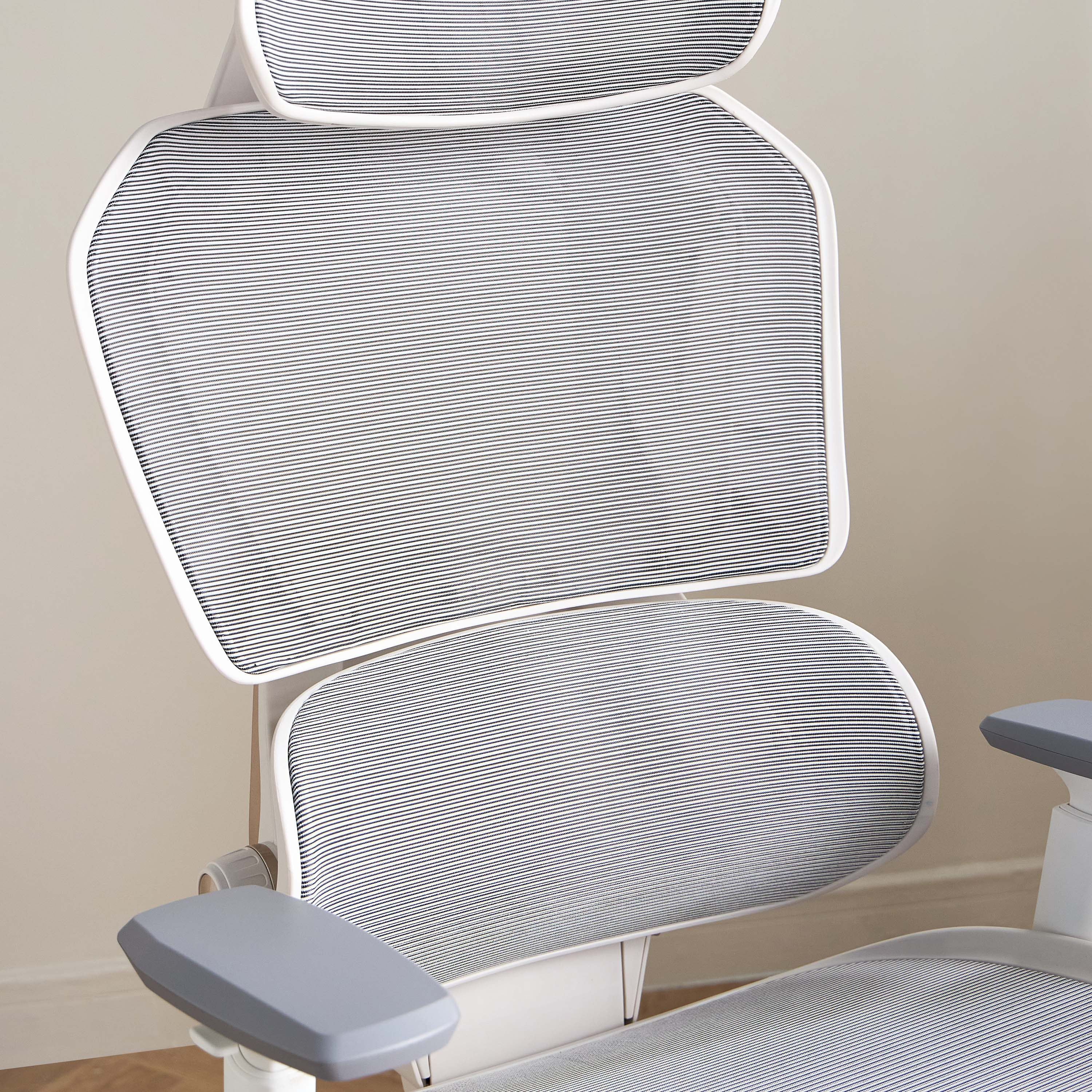 Storm Gaming Chair-furniture-office-officechairs-image-8