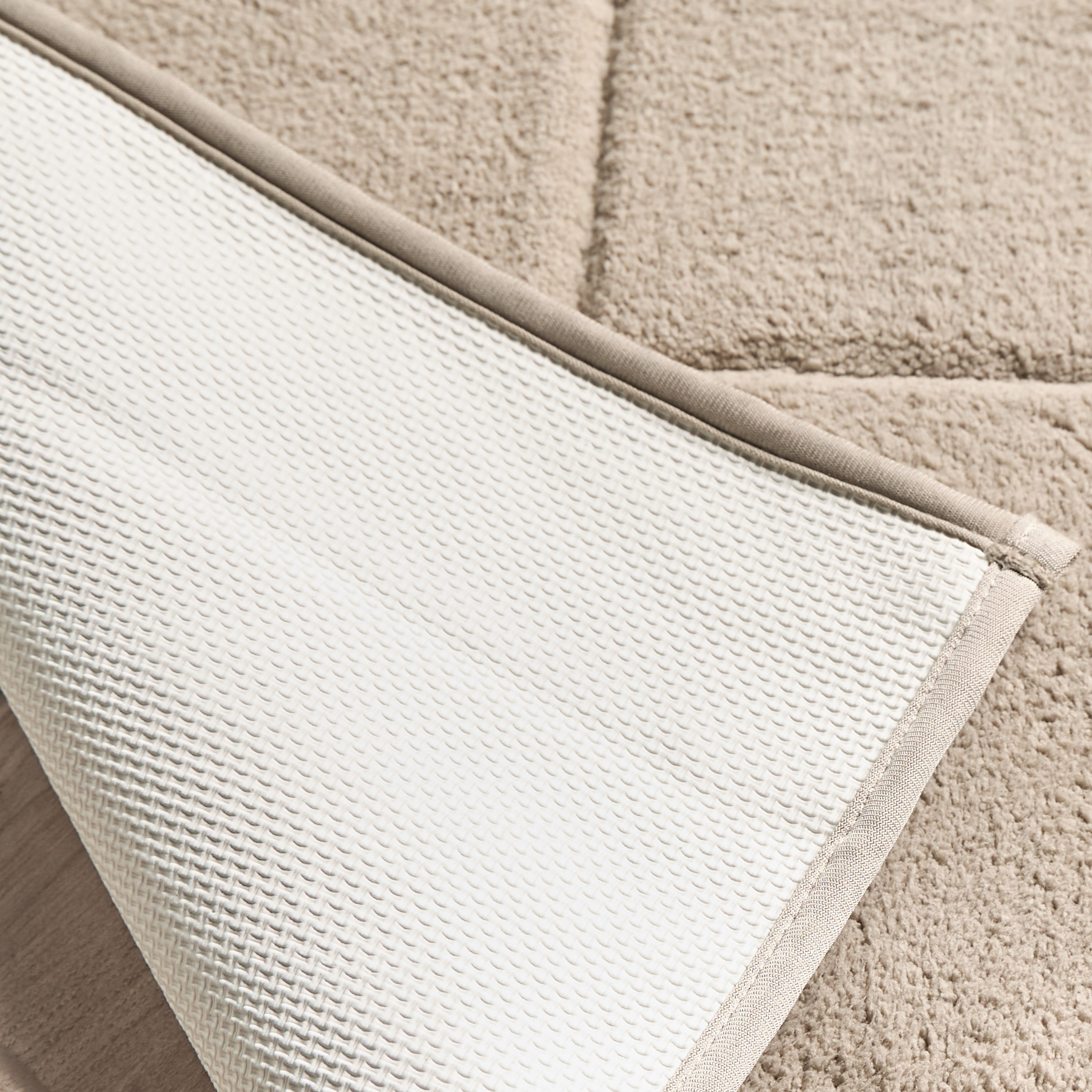 Sculpted Bath Mat - 40x60 cm-household-bathandlaundry-bathlinen-bathmatsandtubmats-image-4